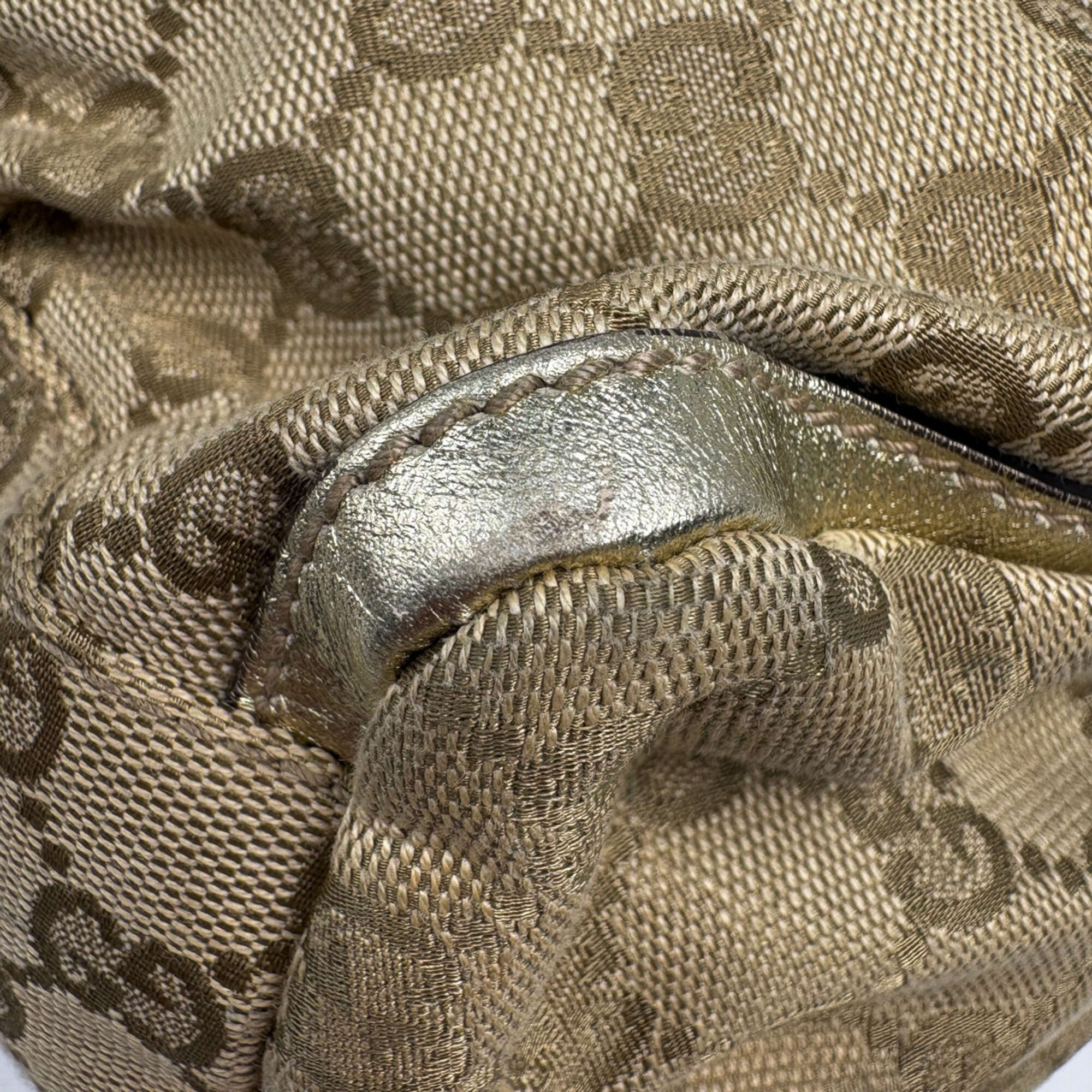 Gucci Beige Gg Canvas Leather Shoulder Bag (Pre-Owned)