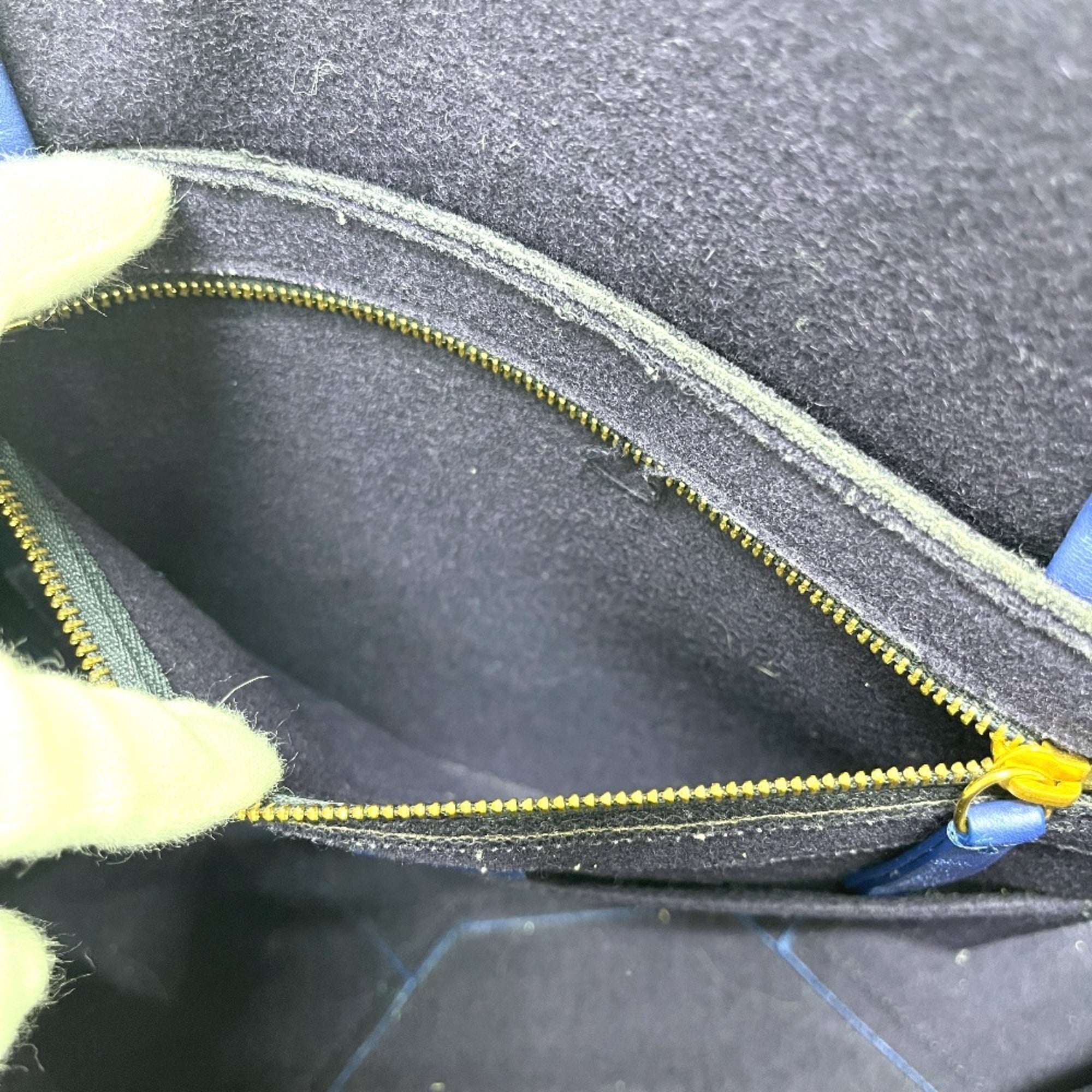 Celine Blue Leather Handbag Tote Bag (Pre-Owned)