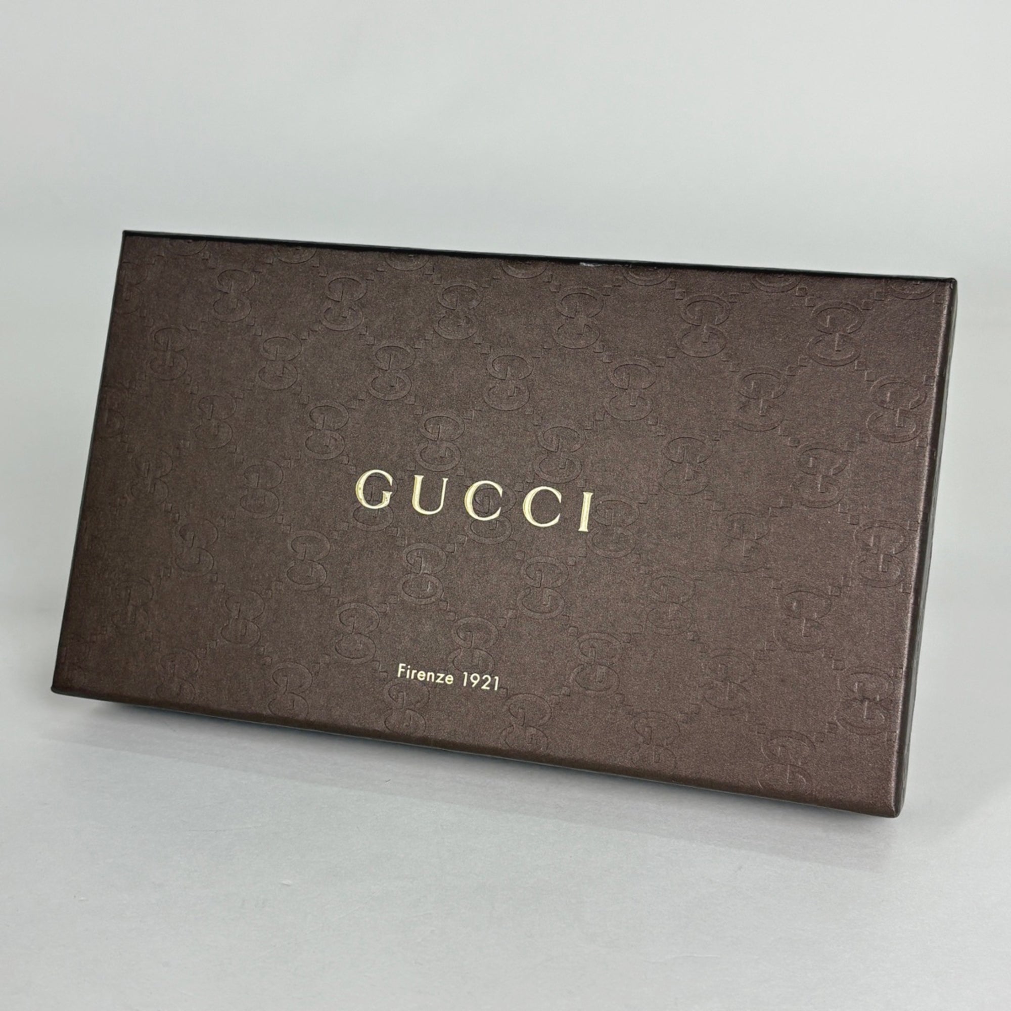 Gucci Microguccissima Grayish Patent Leather Long Wallet (Bi-Fold) (Pre-Owned)