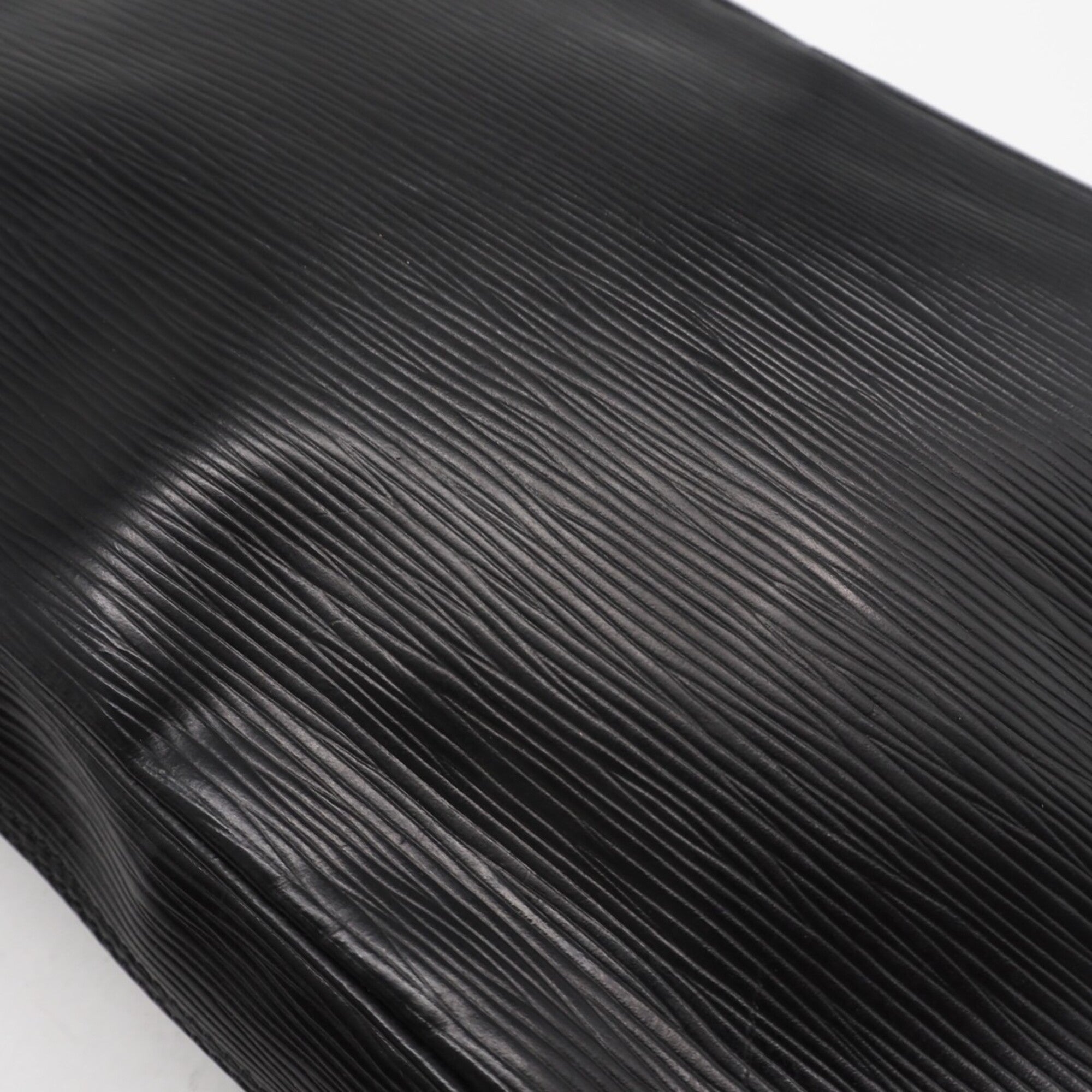 Louis Vuitton Black Noir Leather Shoulder Bag (Pre-Owned)