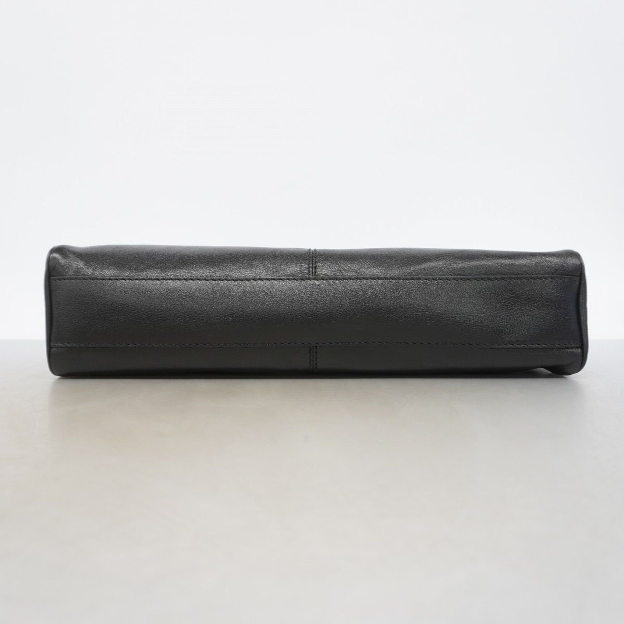 Gucci Black Leather Handbag (Pre-Owned)