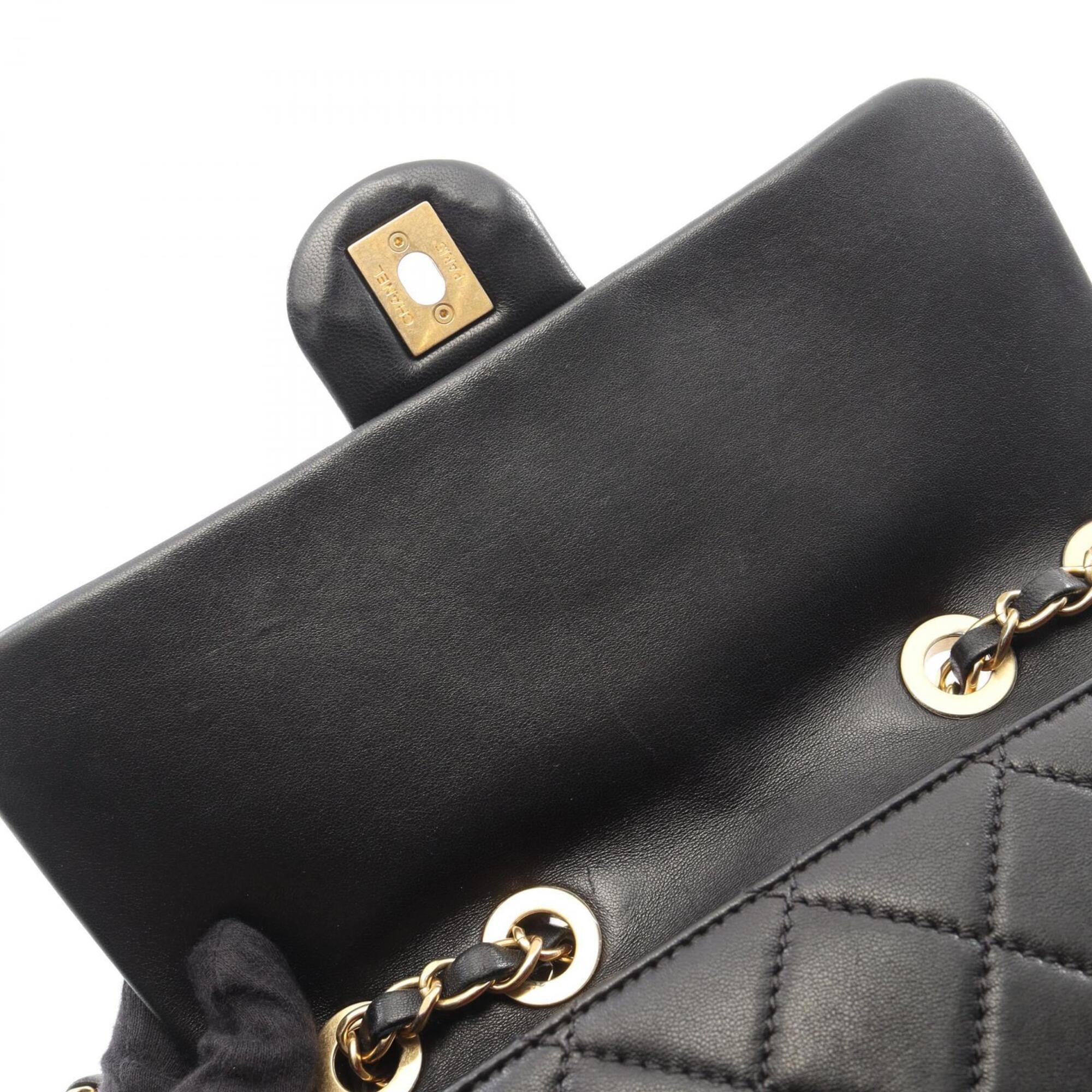 Chanel Black Leather Handbag Shoulder Bag (Pre-Owned)