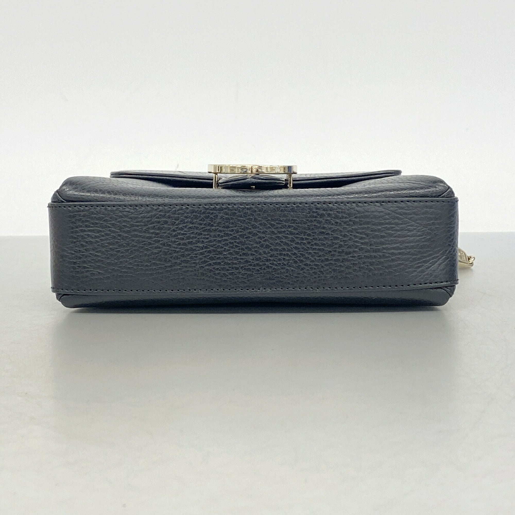 Gucci Black Leather Shoulder Bag (Pre-Owned)