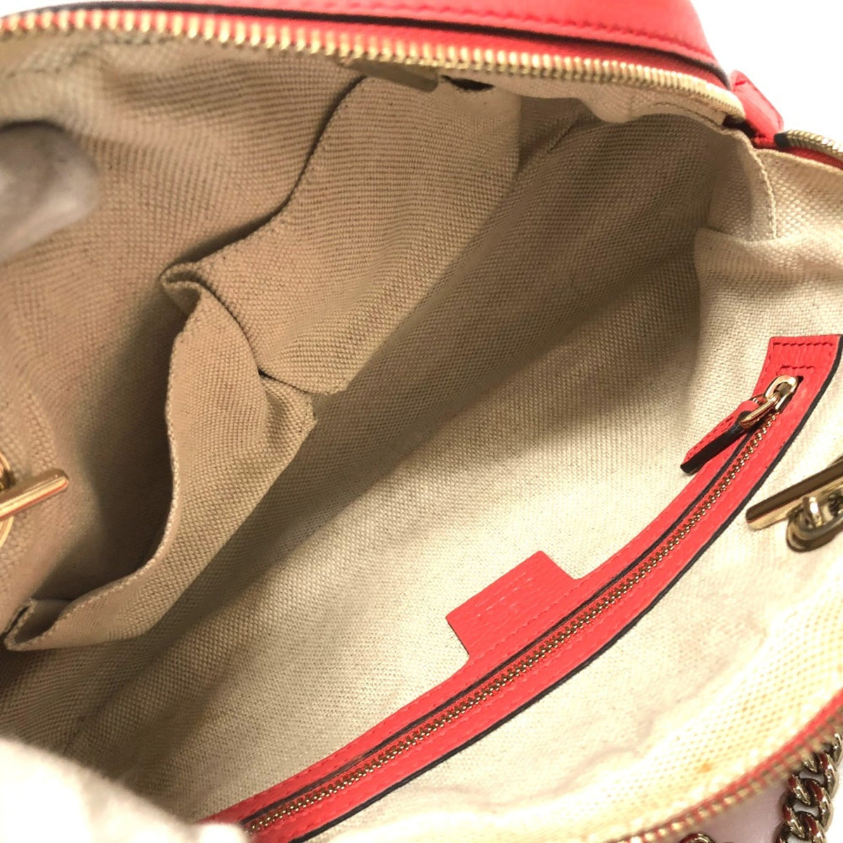 Gucci Pink Leather Shoulder Bag (Pre-Owned)