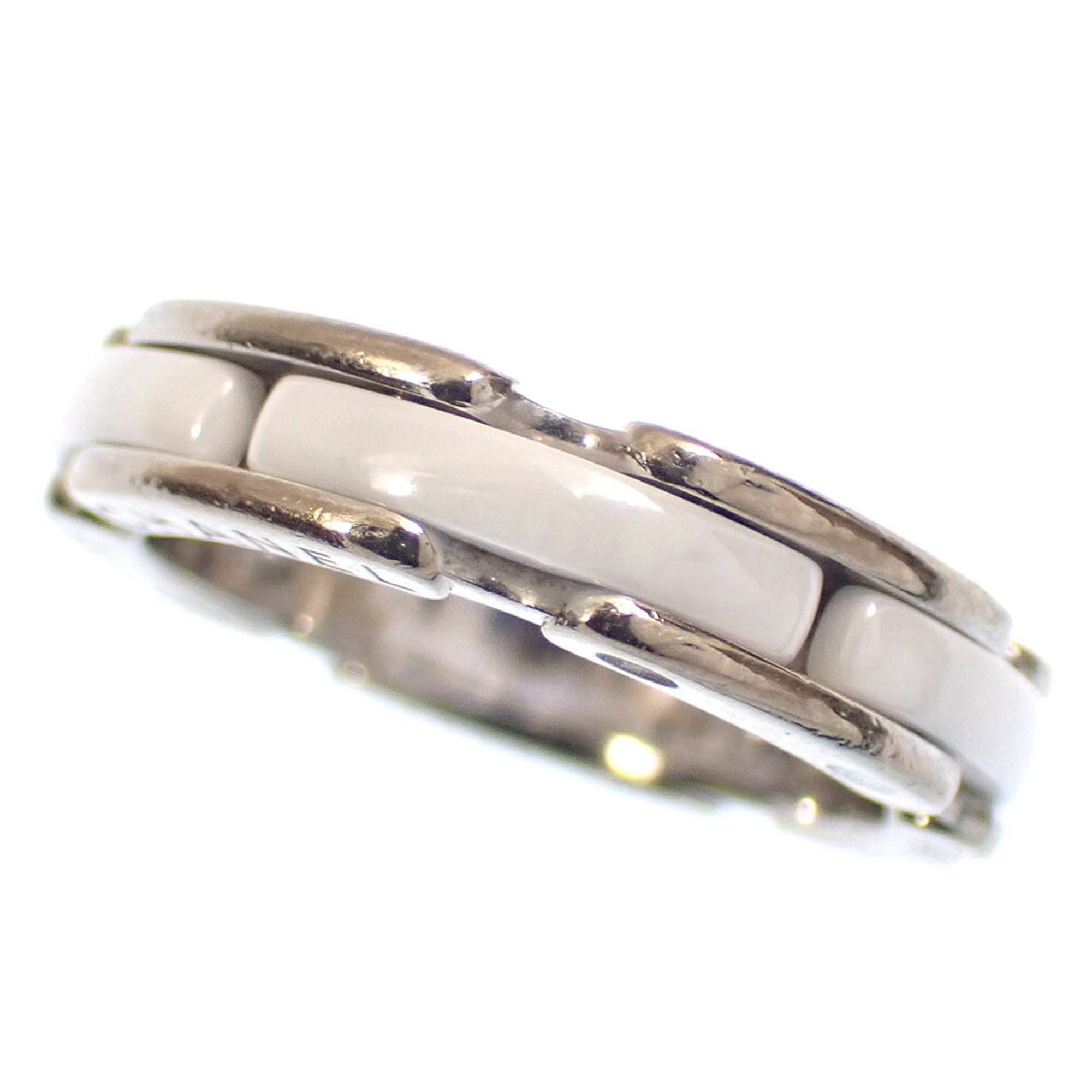 Chanel White Gold (18K) Band Ring (Pre-Owned)