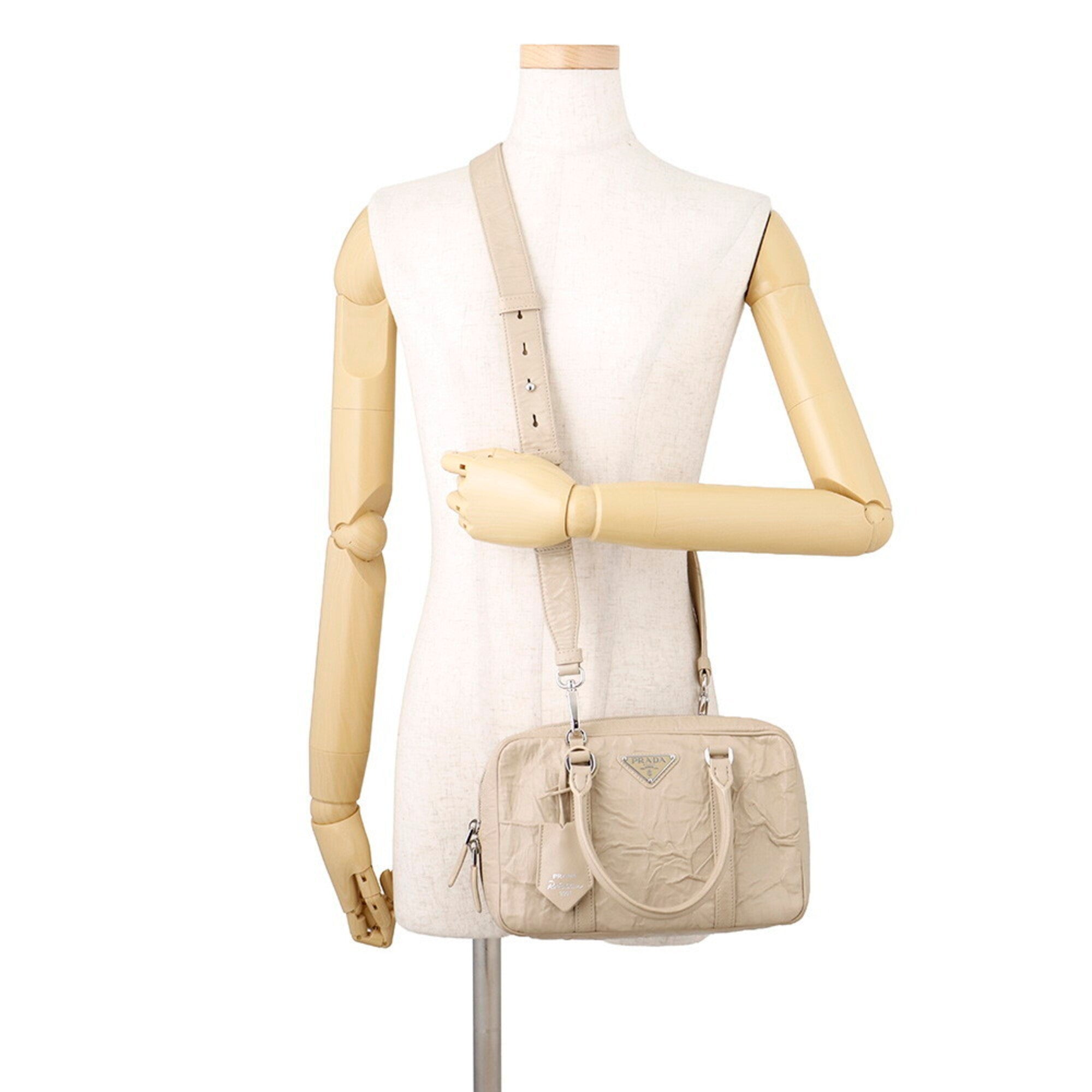 Prada Beige Leather Handbag Shoulder Bag (Pre-Owned)