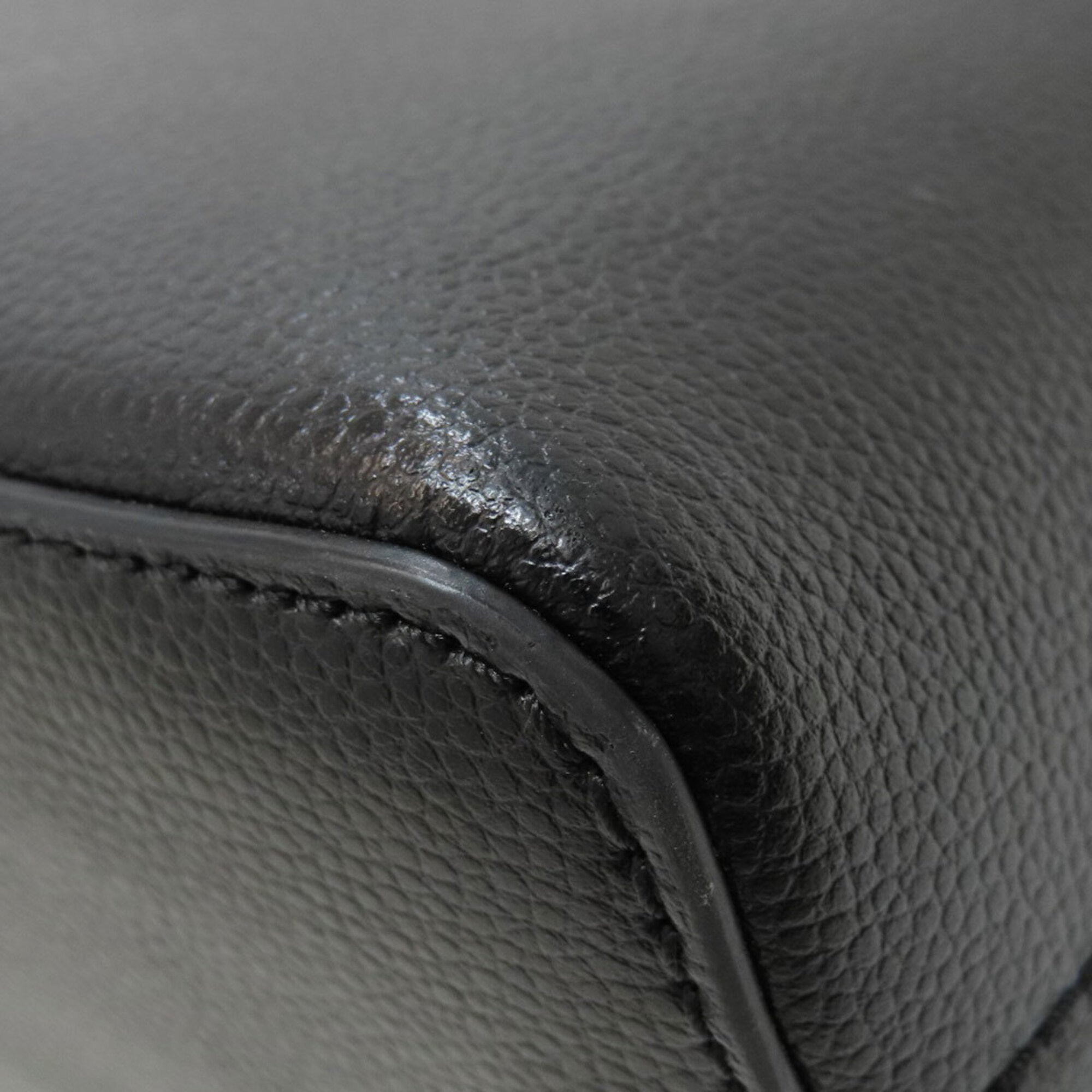 Kate Spade Black Leather Shoulder Bag (Pre-Owned)