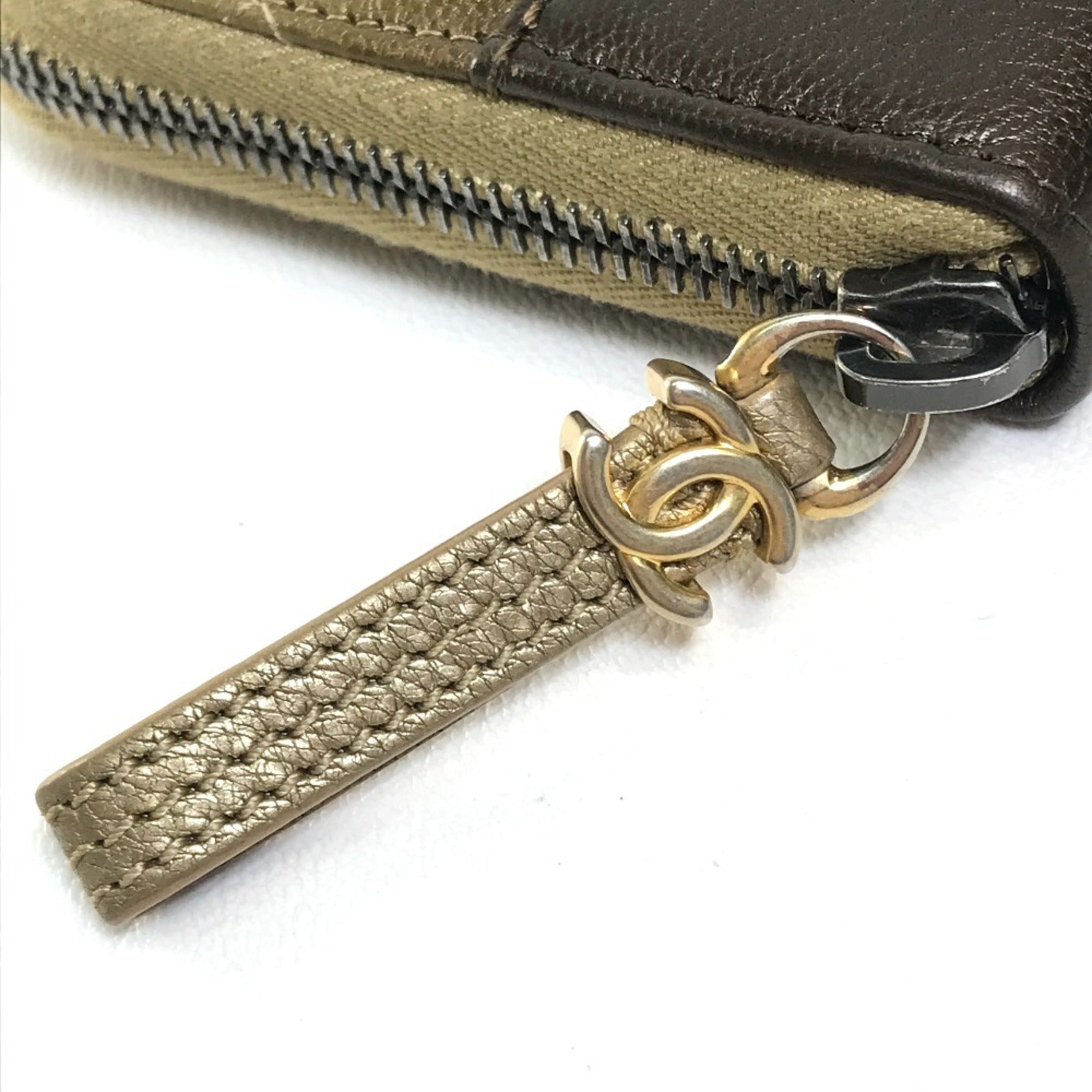 Chanel Matelasse Gold Brown Leather Long Wallet (Bi-Fold) (Pre-Owned)