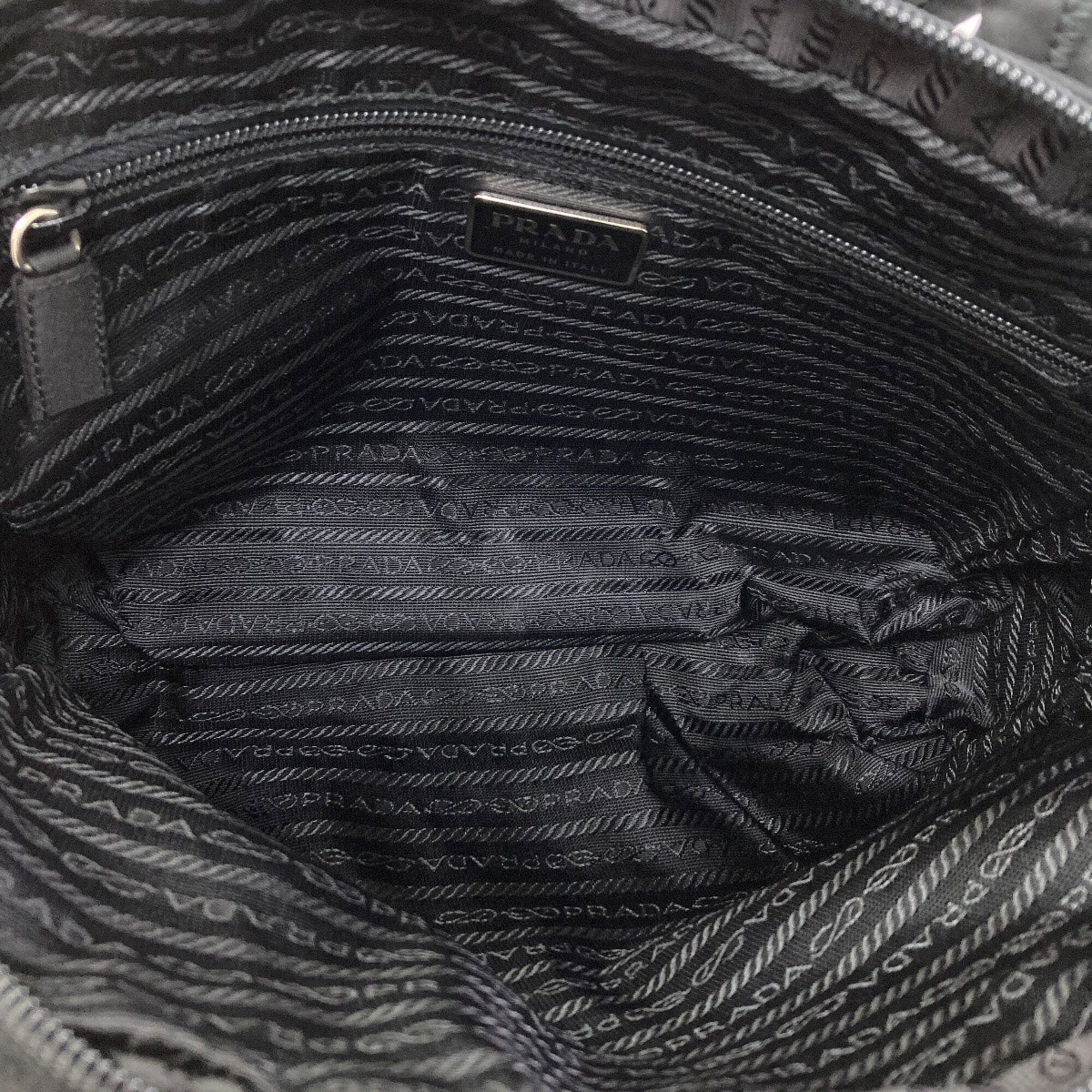 Prada Black Nylon Handbag (Pre-Owned)