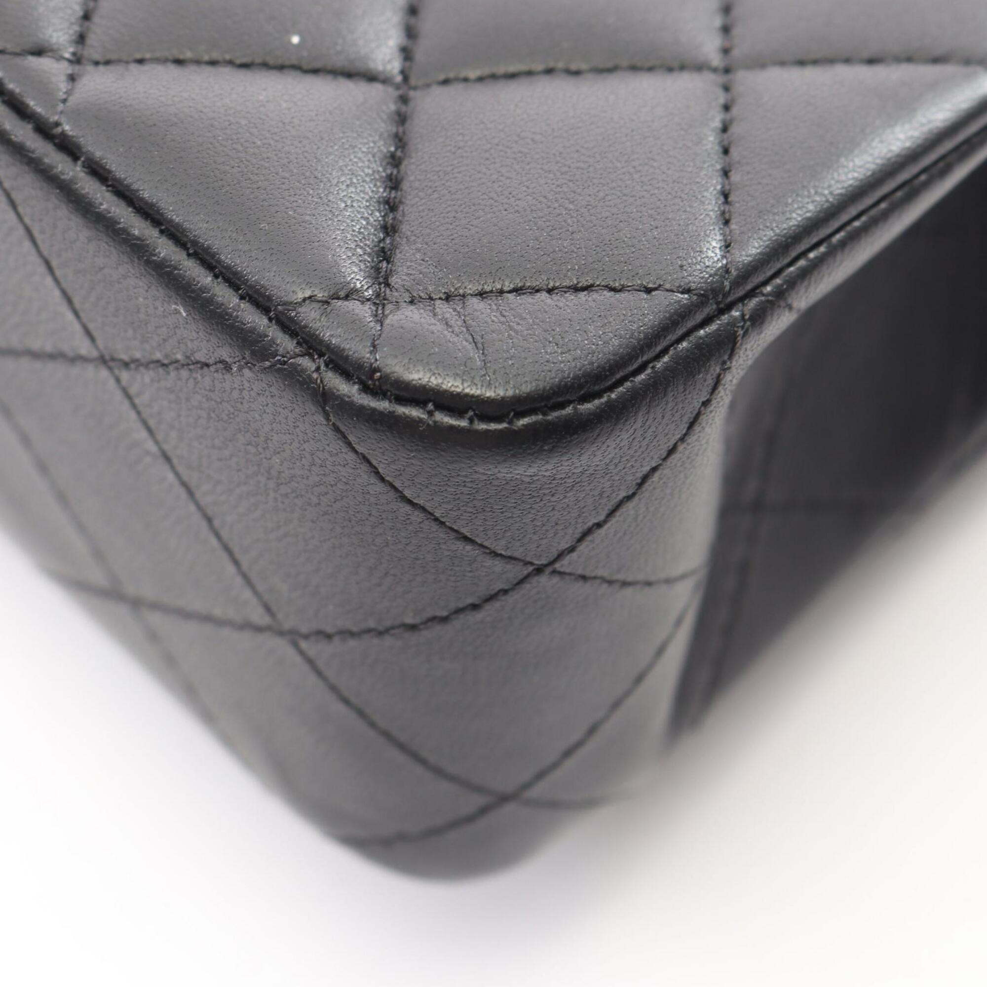 Chanel Black Leather Handbag Shoulder Bag (Pre-Owned)