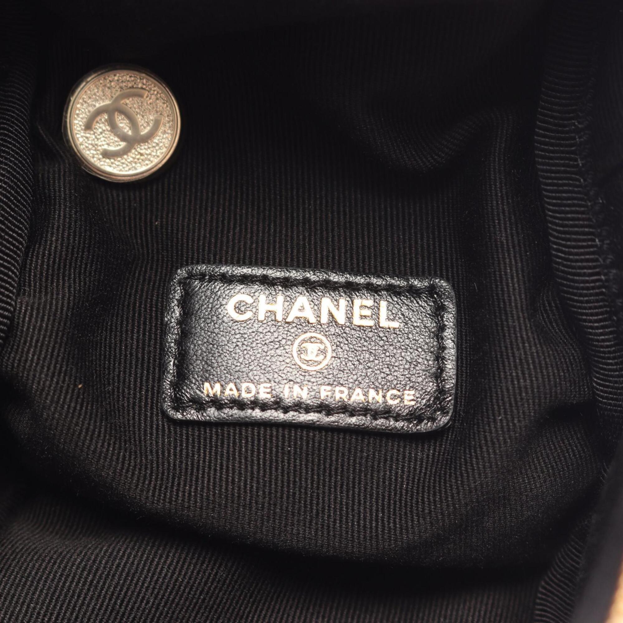 Chanel Black Leather Clutch Bag Handbag (Pre-Owned)