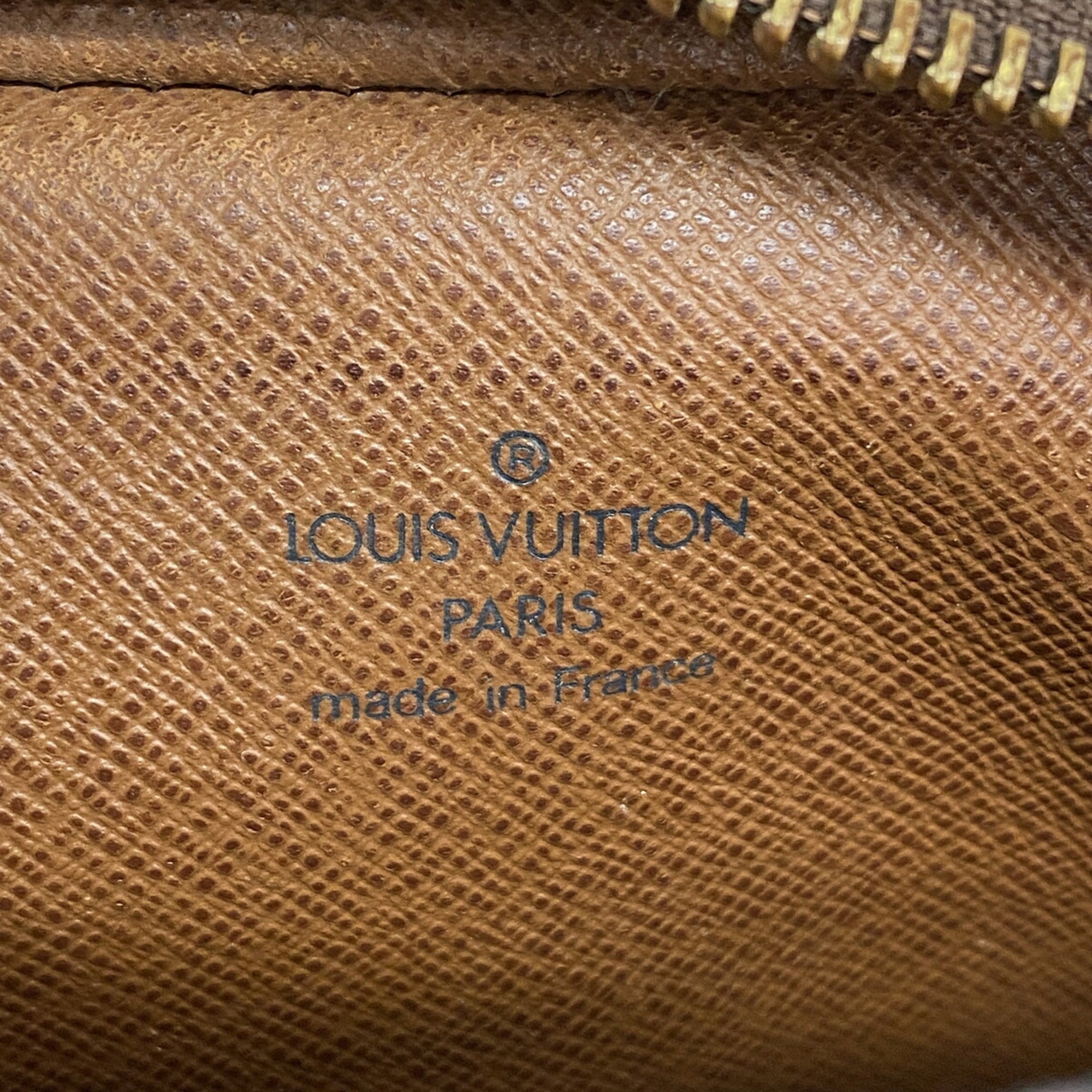 Louis Vuitton Brown Shoulder Bag (Pre-Owned)