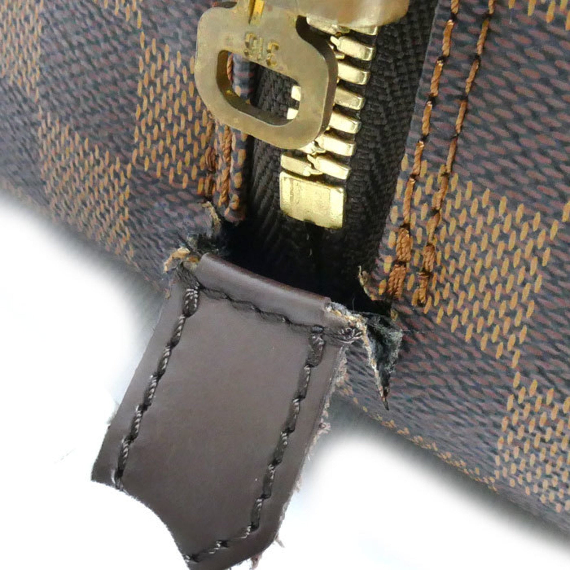 Louis Vuitton Damier Canvas Damier Canvas Handbag (Pre-Owned)