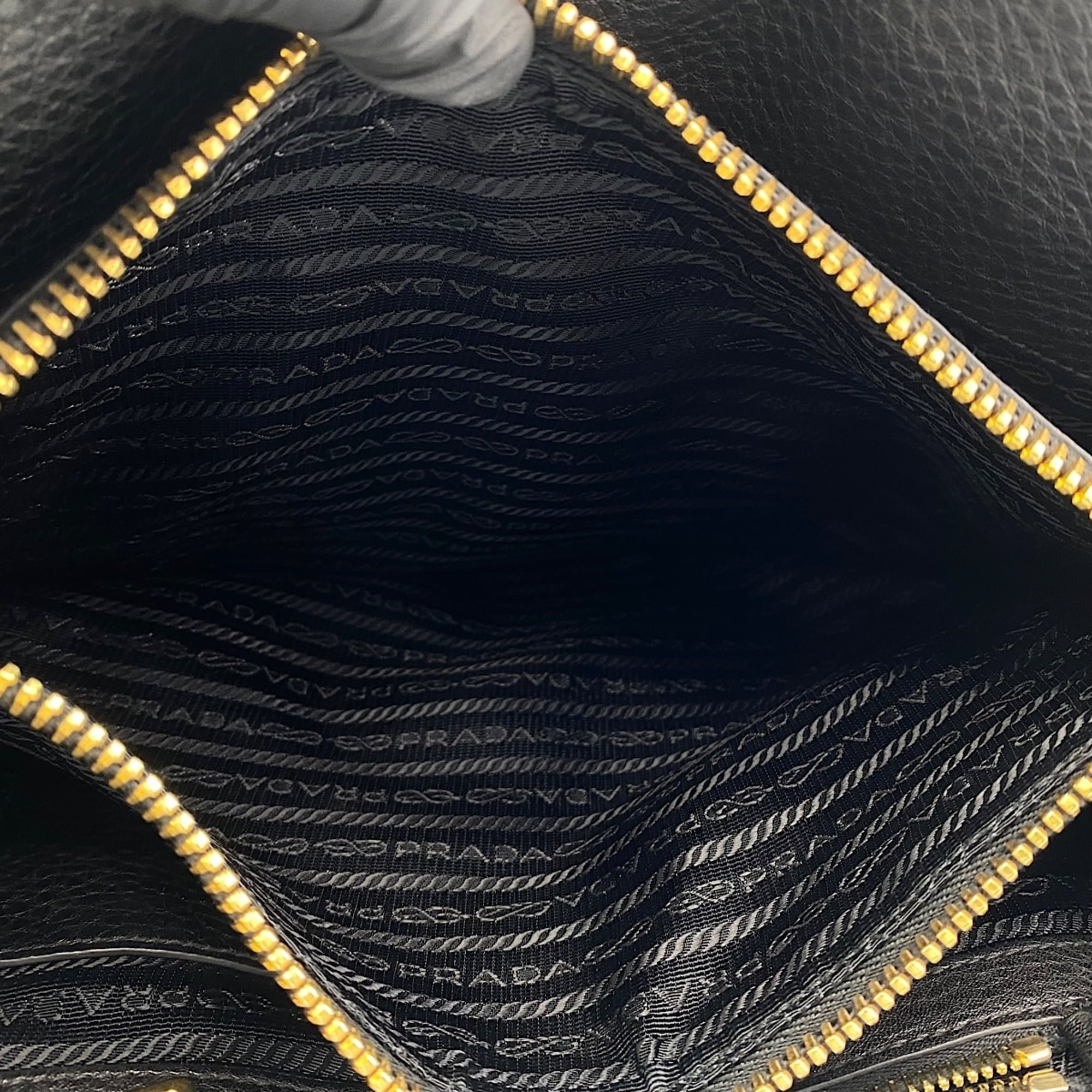 Prada Black Handbag Shoulder Bag (Pre-Owned)