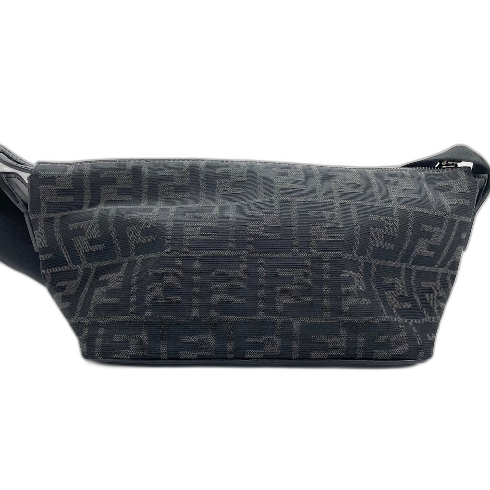 Fendi Black Canvas Shoulder Bag (Pre-Owned)