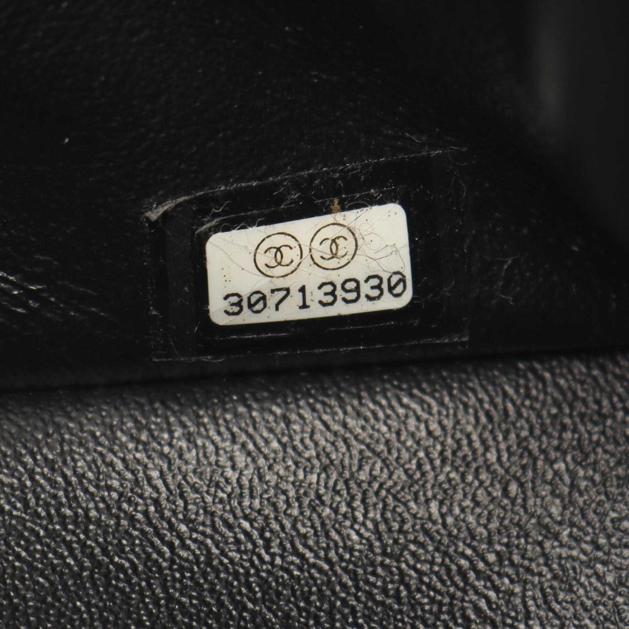Chanel Black Leather Handbag Shoulder Bag (Pre-Owned)