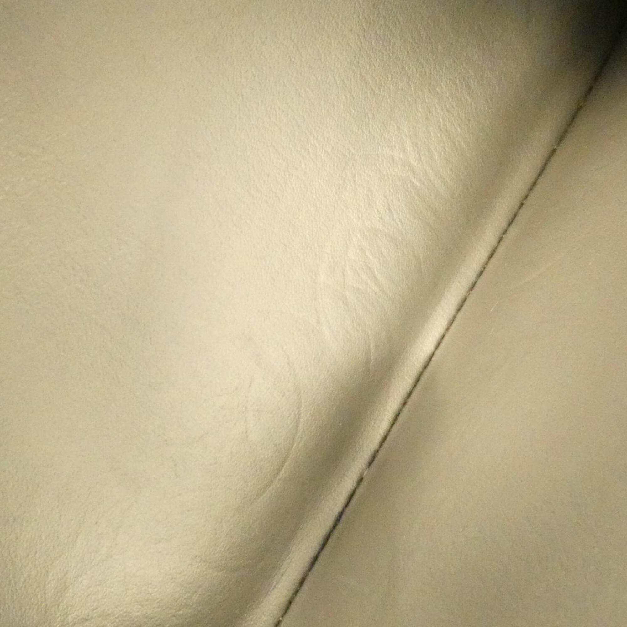 Louis Vuitton White Leather Long Wallet (Bi-Fold) (Pre-Owned)