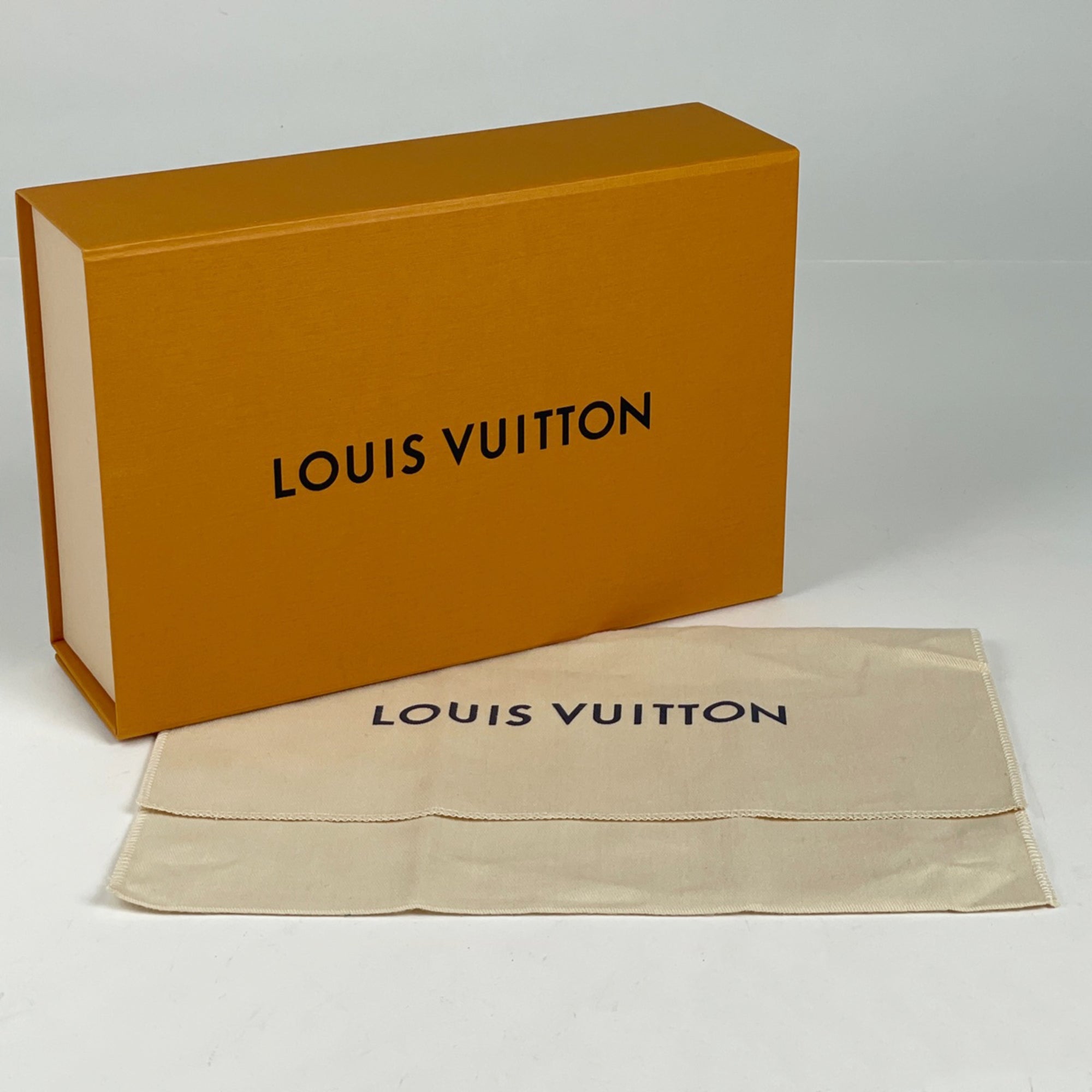 Louis Vuitton Brown Monogram Pouch Shoulder Bag (Pre-Owned)
