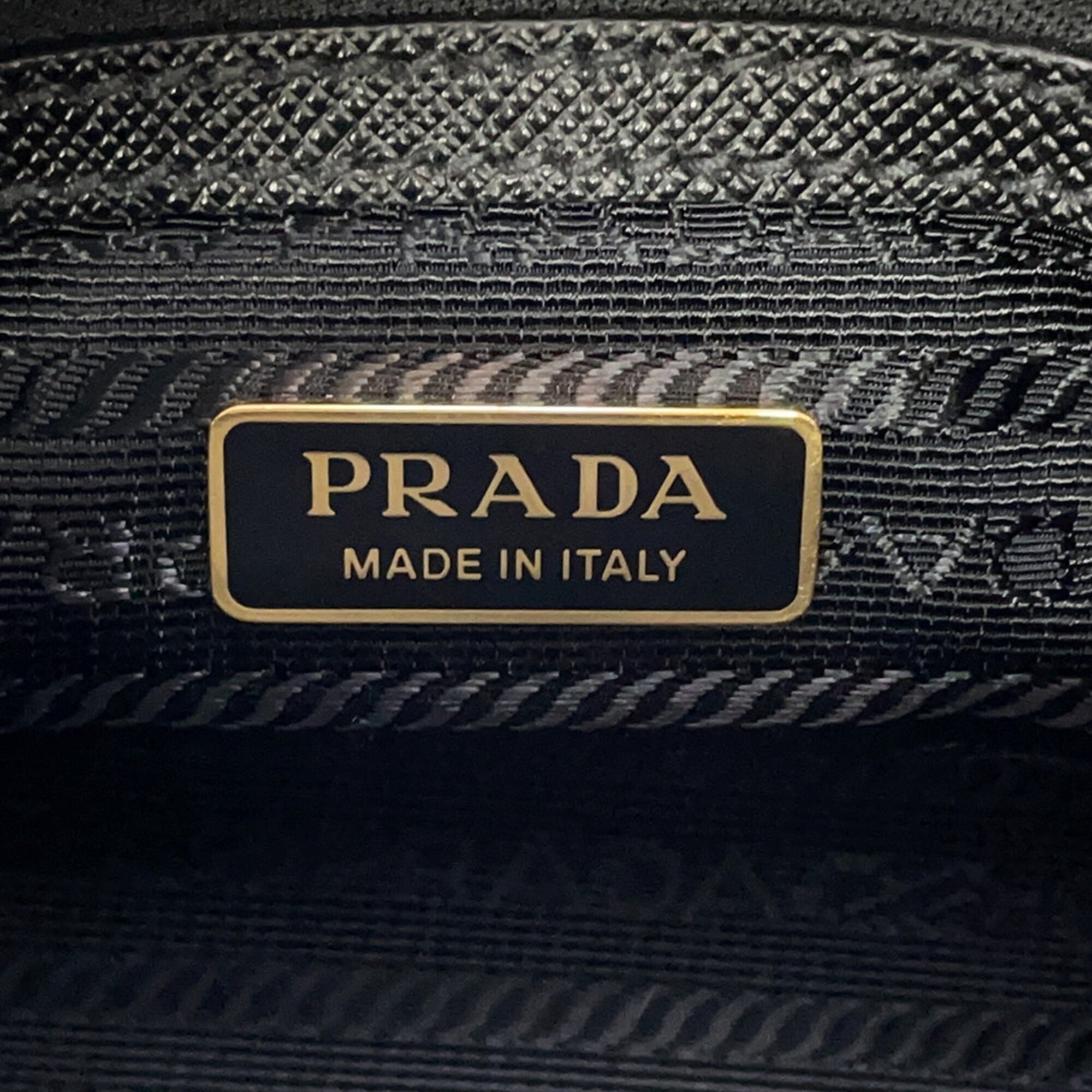 Prada Black Leather Boston Bag Handbag (Pre-Owned)
