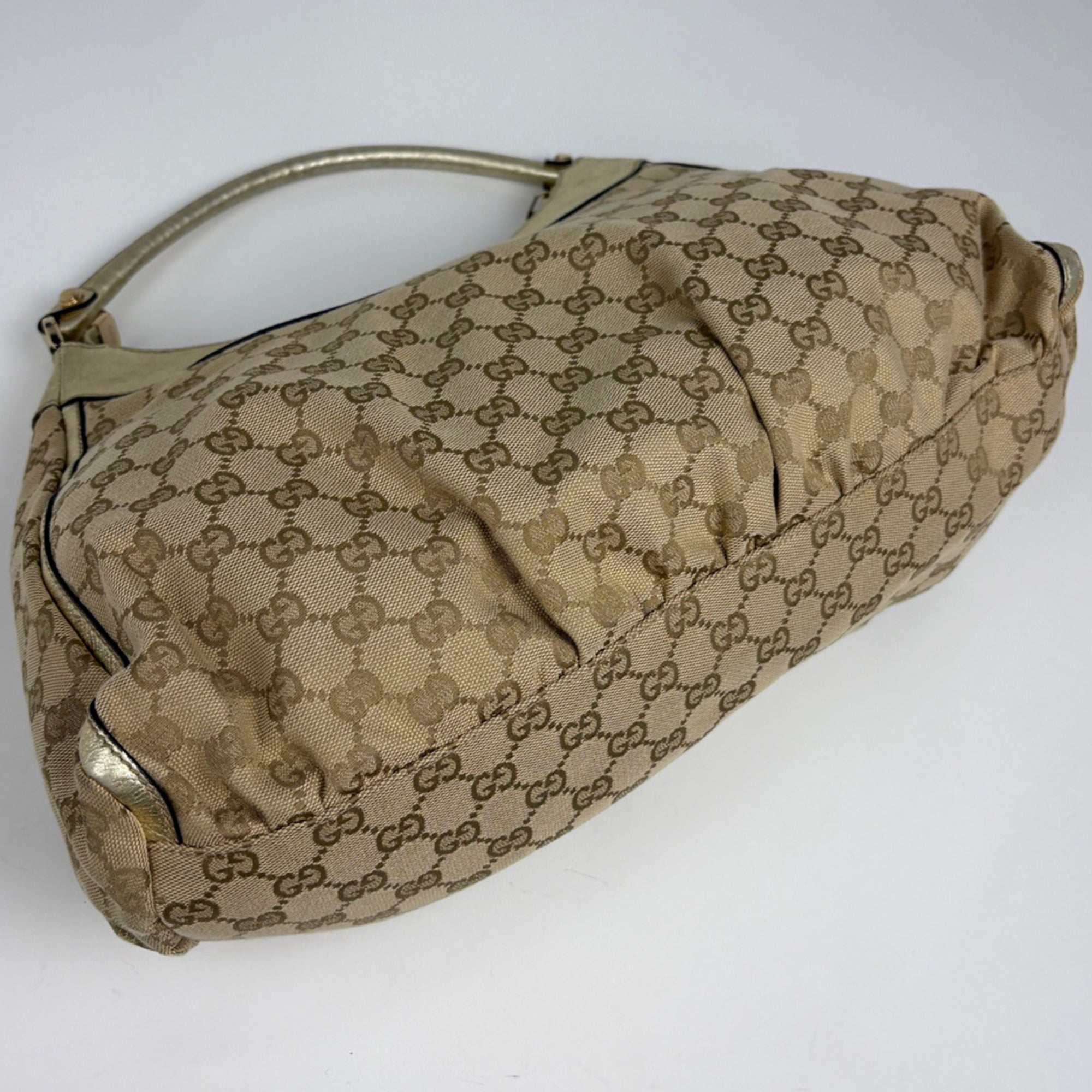 Gucci Beige Gg Canvas Leather Shoulder Bag (Pre-Owned)