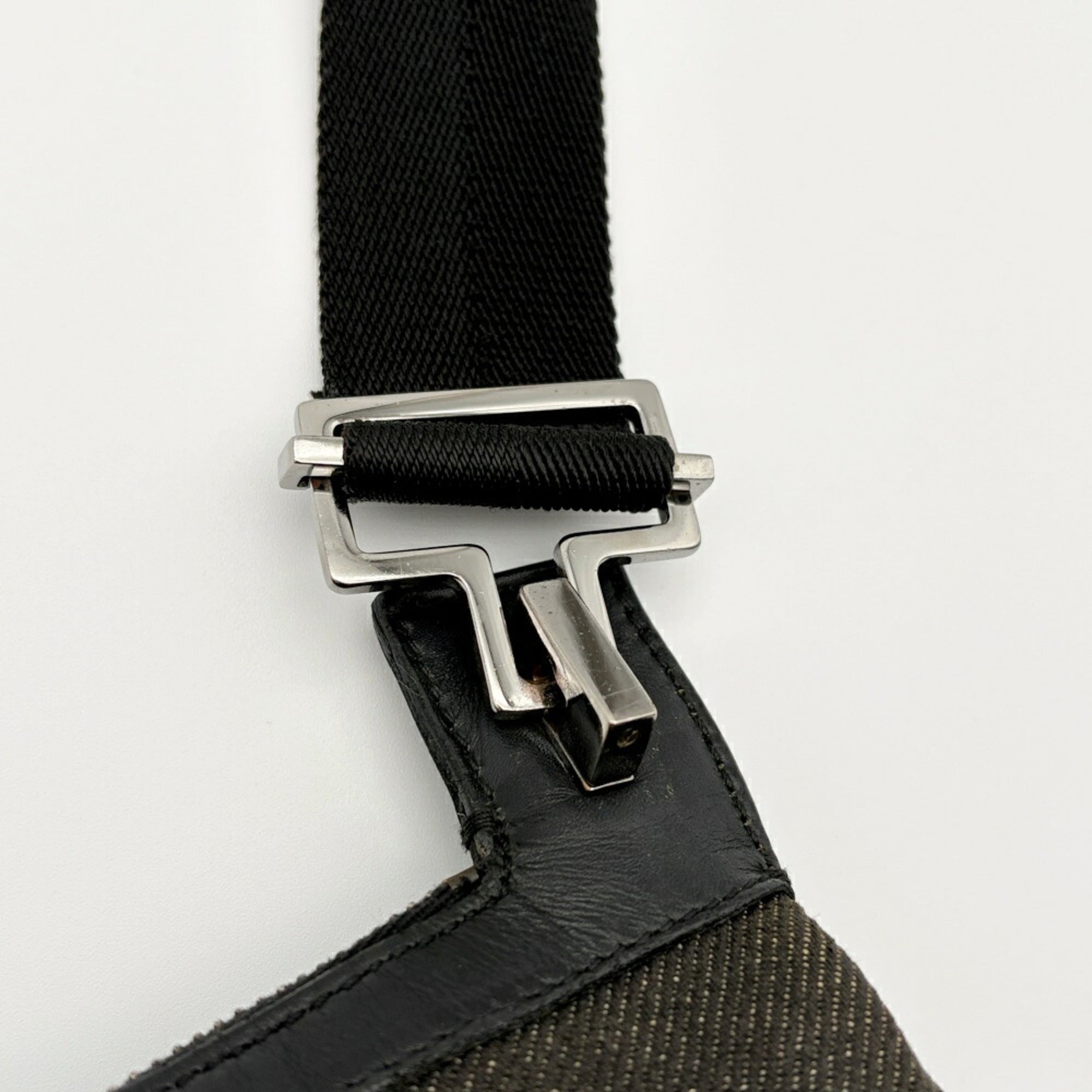 Gucci Black Denim Leather Shoulder Bag (Pre-Owned)