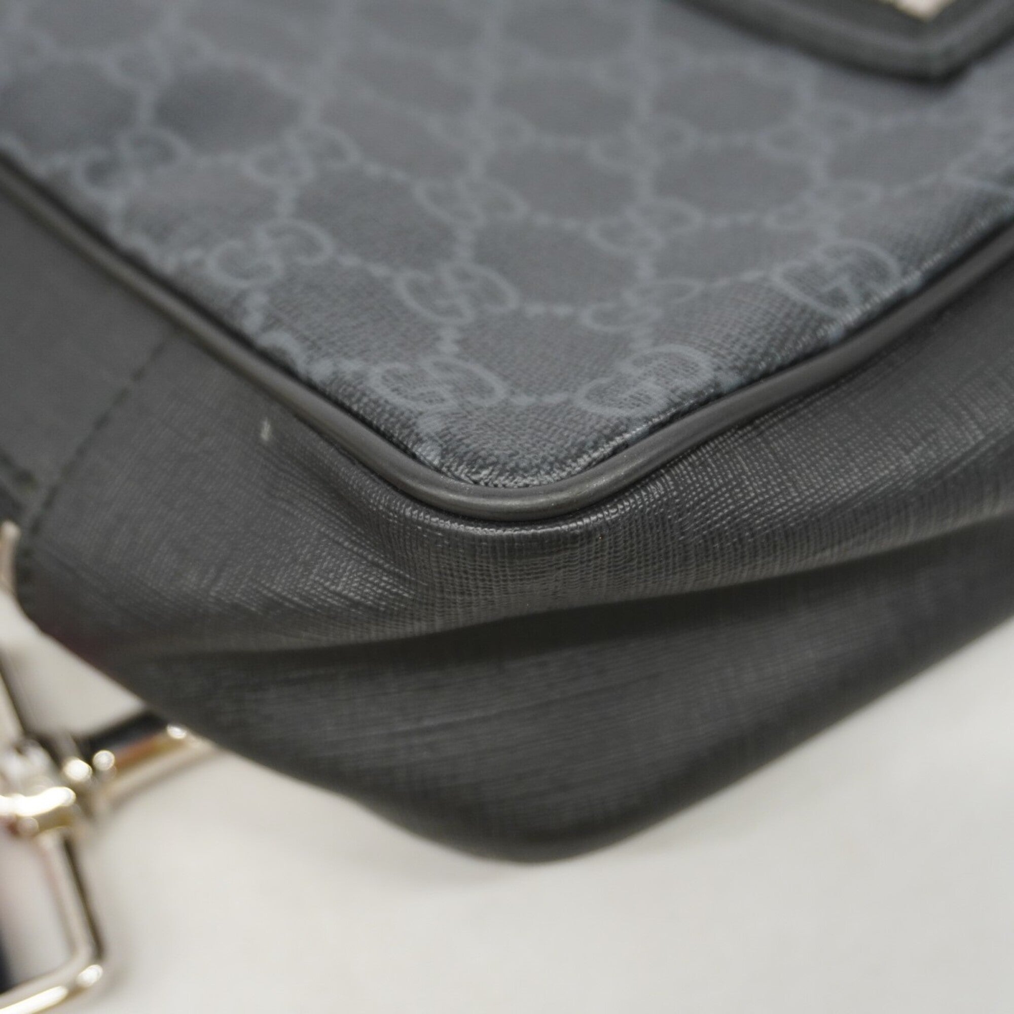 Gucci Black Pvc Sling Bag (Pre-Owned)