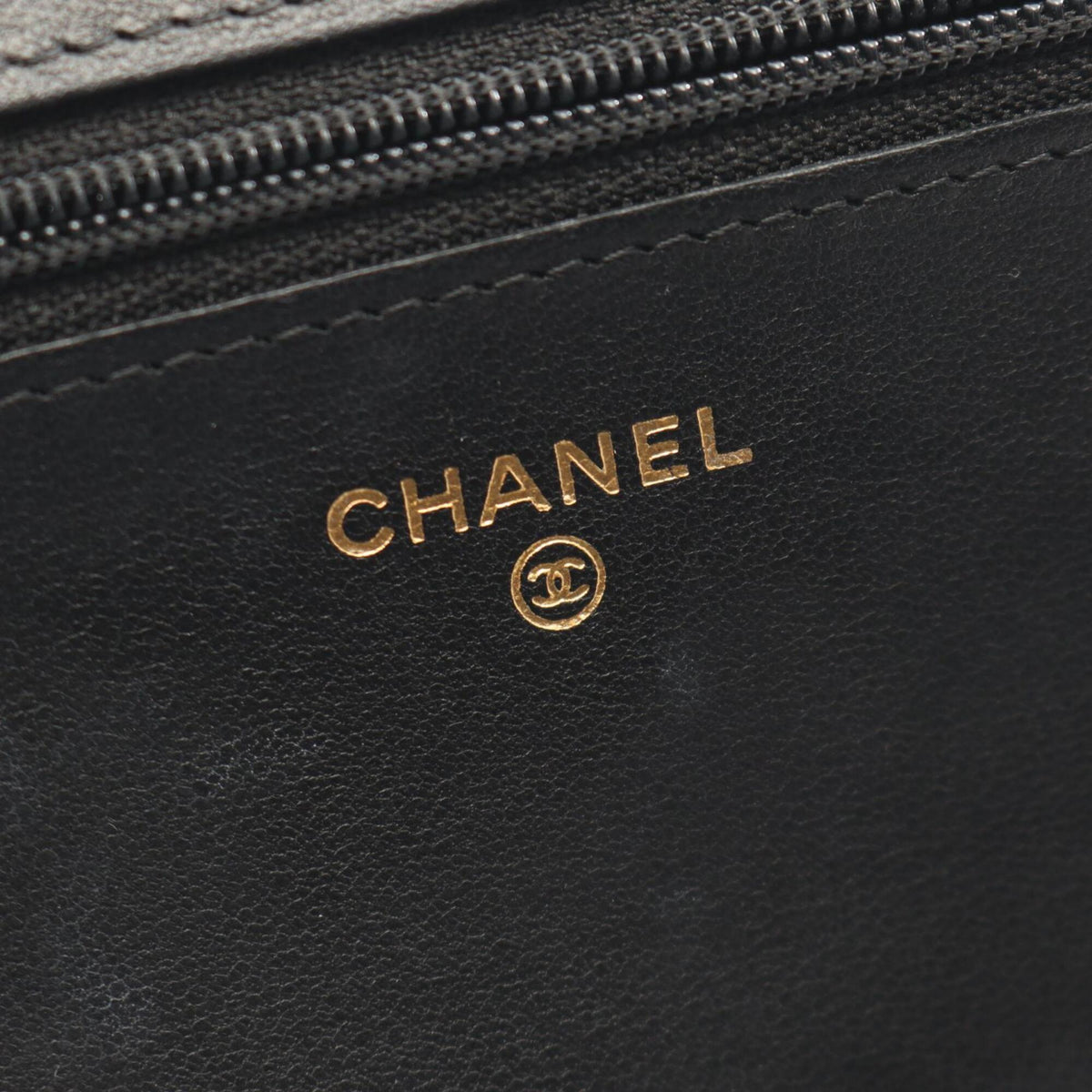 Chanel Black Leather Handbag Shoulder Bag (Pre-Owned)