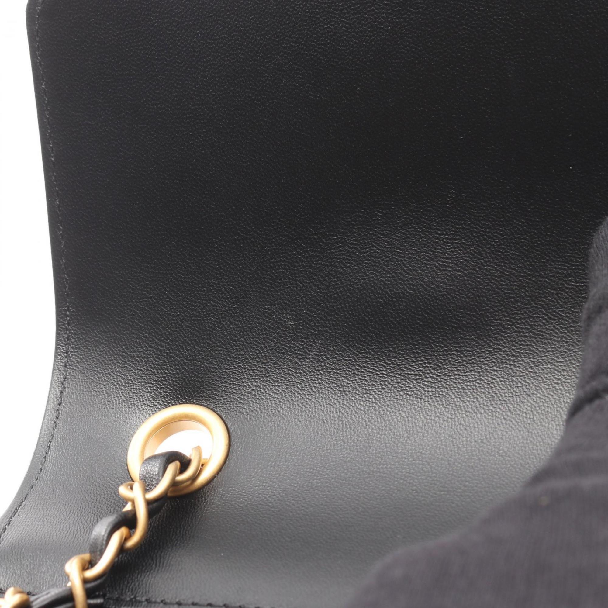 Chanel Black Leather Shoulder Bag (Pre-Owned)