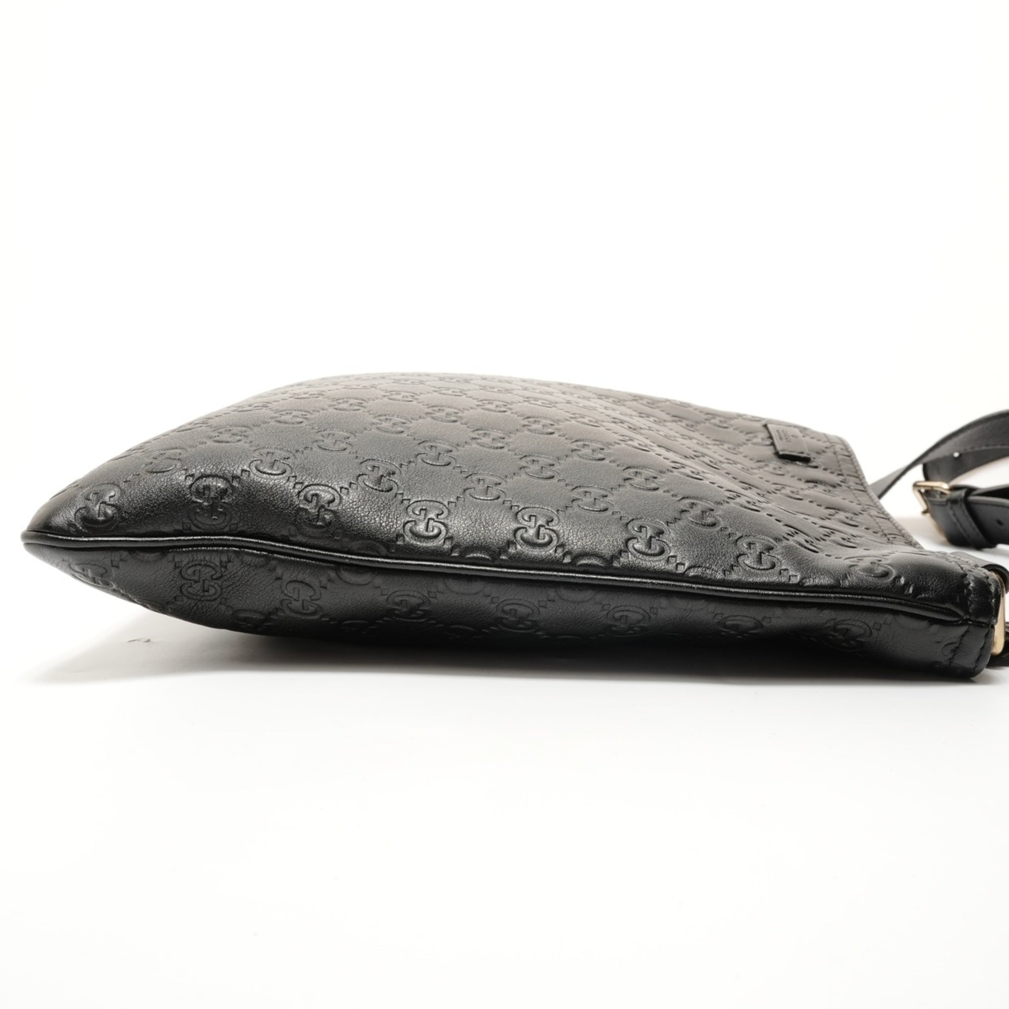 Gucci Black Shoulder Bag (Pre-Owned)