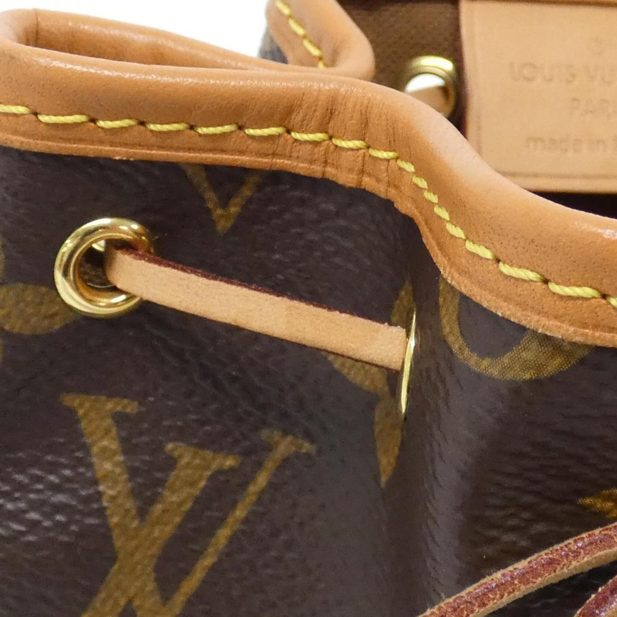 Louis Vuitton Brown Coated Canvas Shoulder Bag (Pre-Owned)