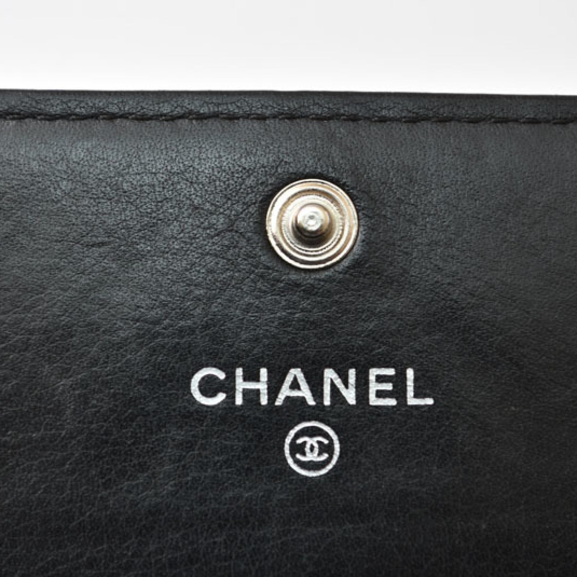 Chanel Black Leather Wallet (Bi-Fold) (Pre-Owned)