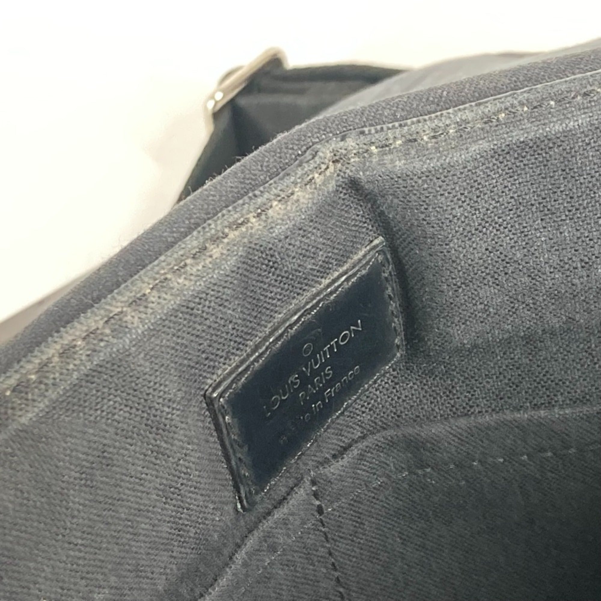 Louis Vuitton Black Damier Graphite Shoulder Bag (Pre-Owned)