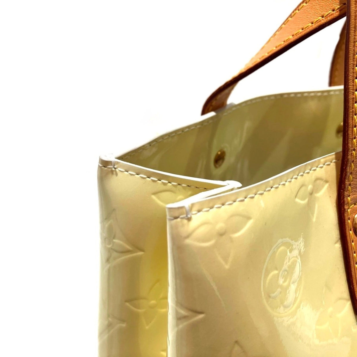 Louis Vuitton Pearl Patent Leather Handbag (Pre-Owned)