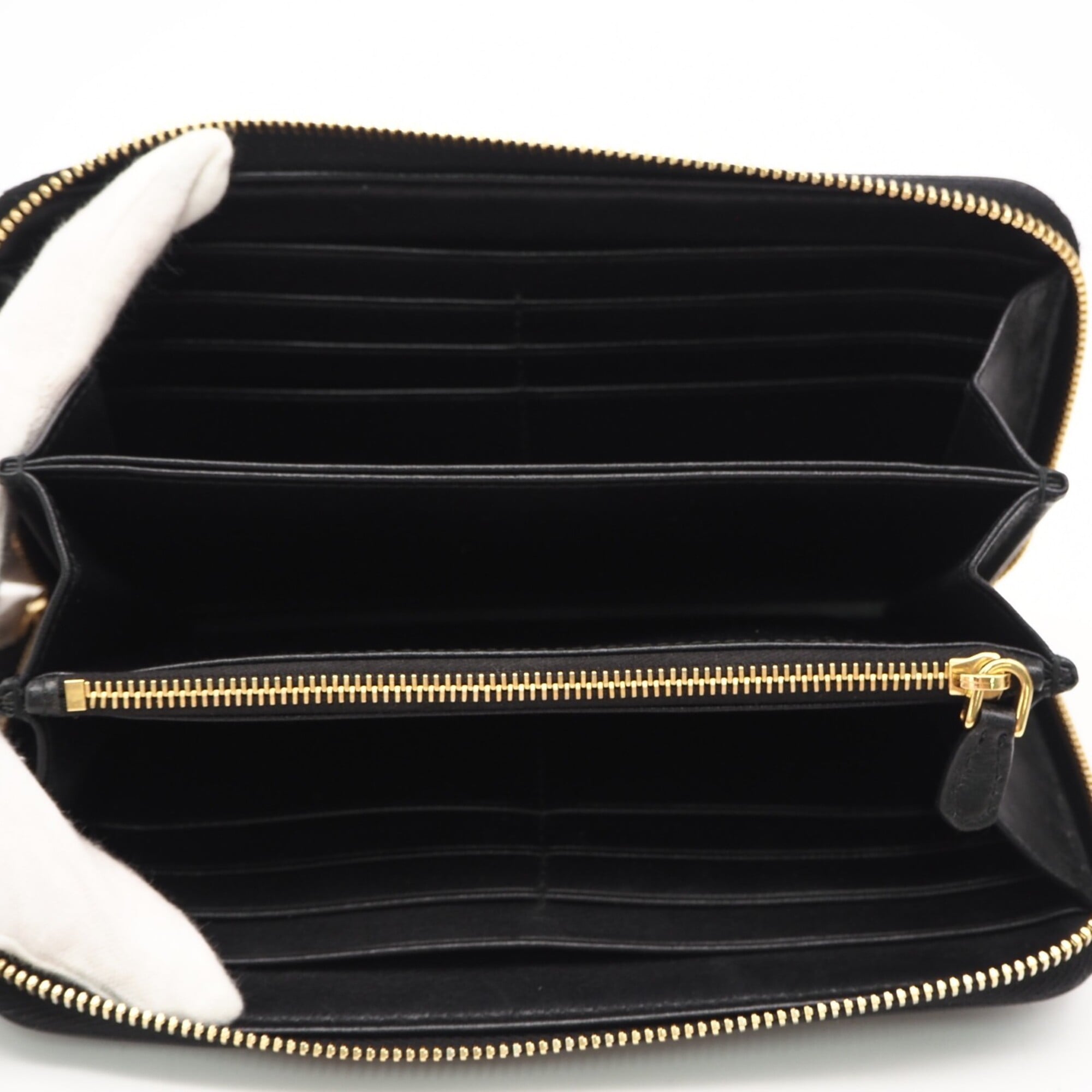 Prada Black Long Wallet (Bi-Fold) (Pre-Owned)