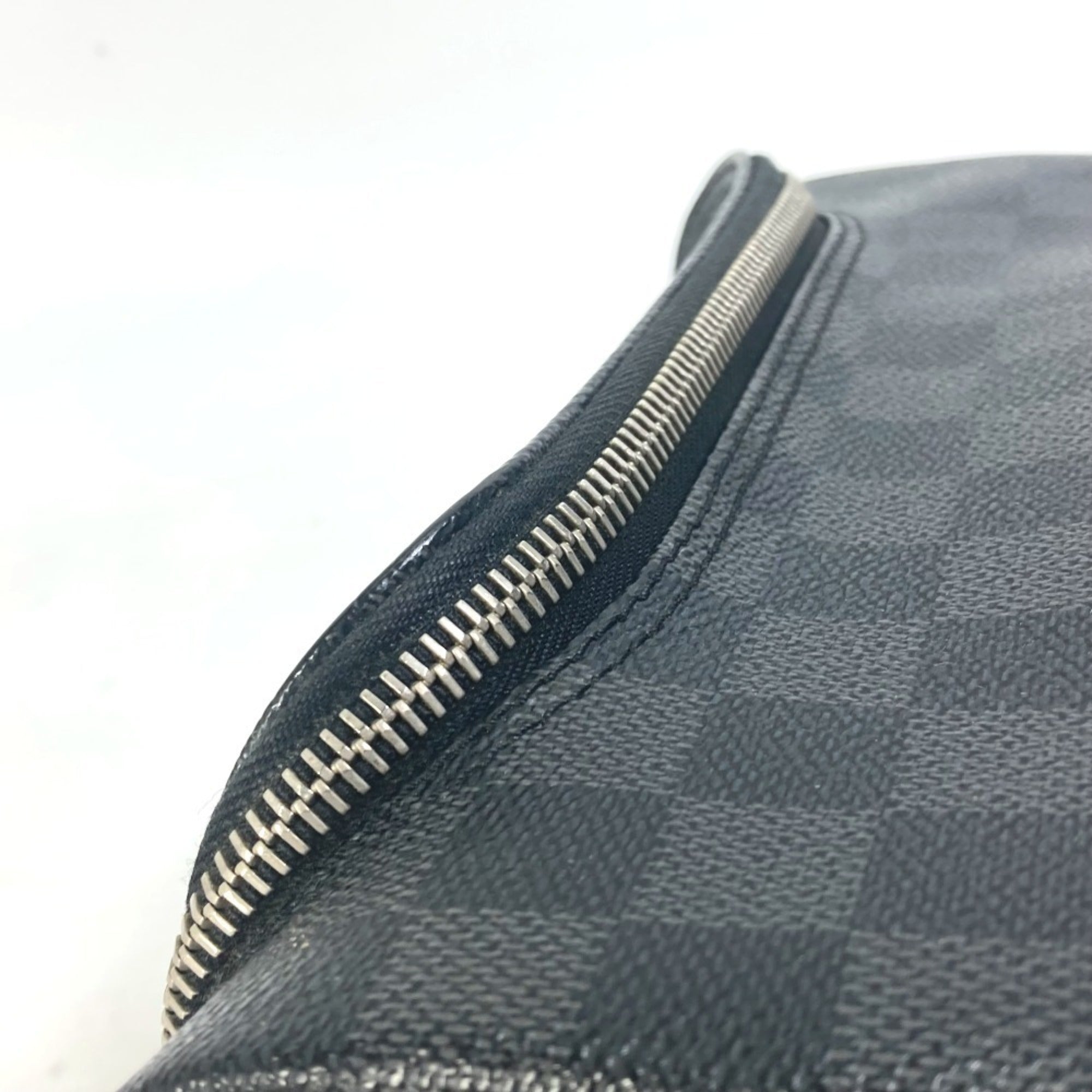 Louis Vuitton Damier Graphite Black Galle Damier Graphite Clutch Bag Pouch (Pre-Owned)