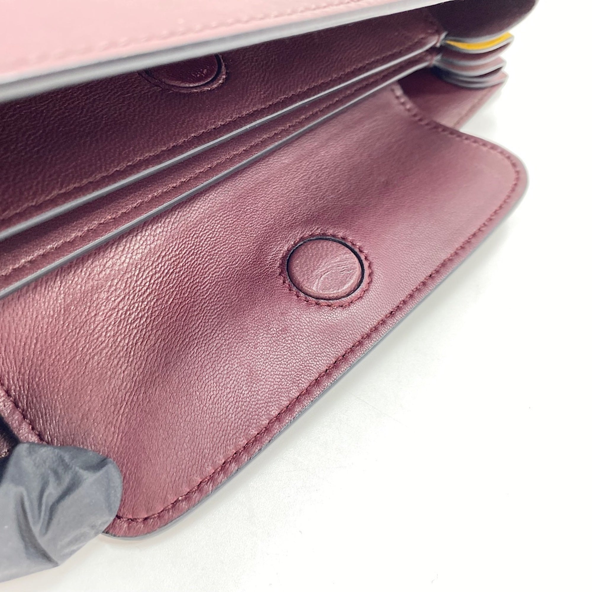 Prada Red Color Leather Shoulder Bag (Pre-Owned)