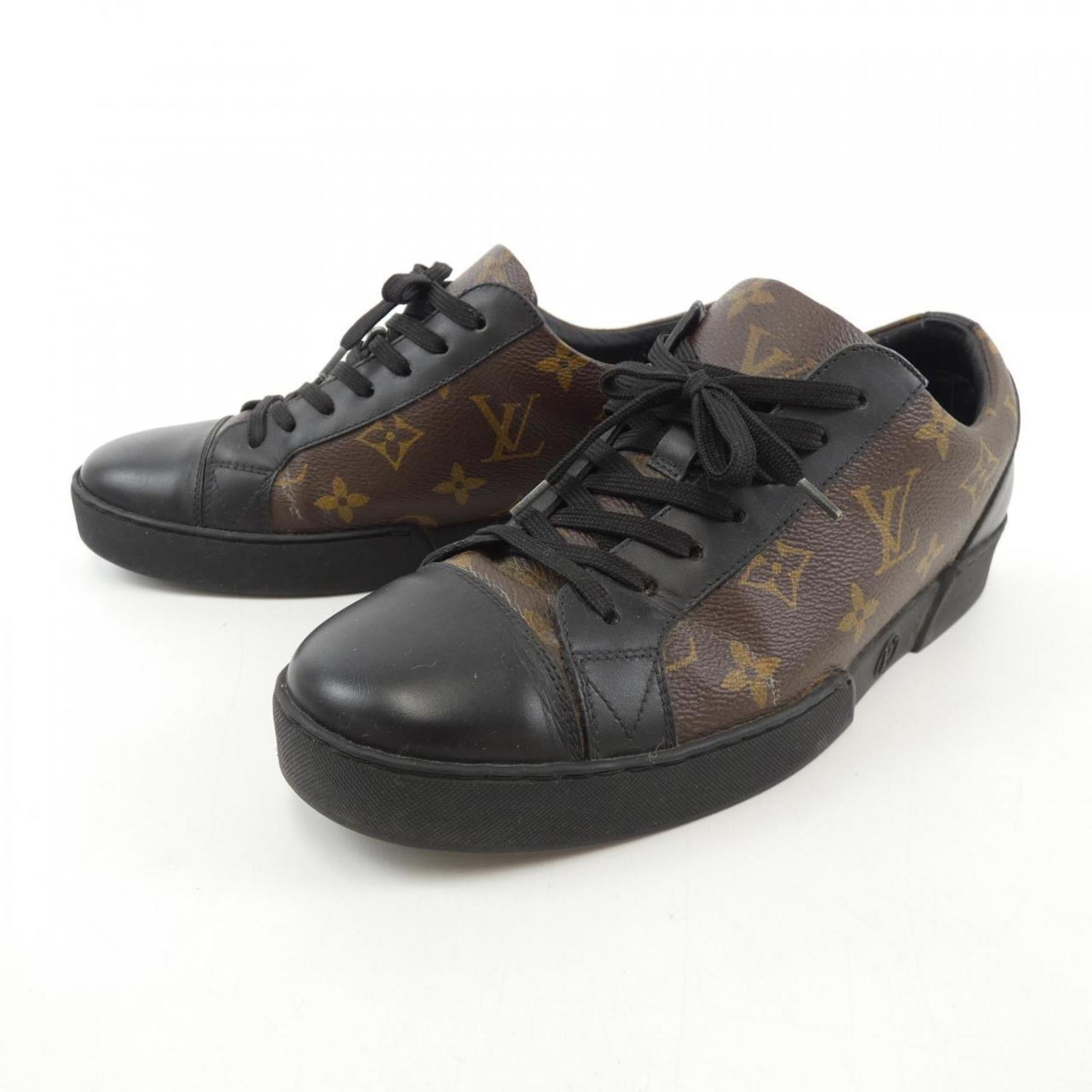 Louis Vuitton Black Brown Sneakers (Pre-Owned)