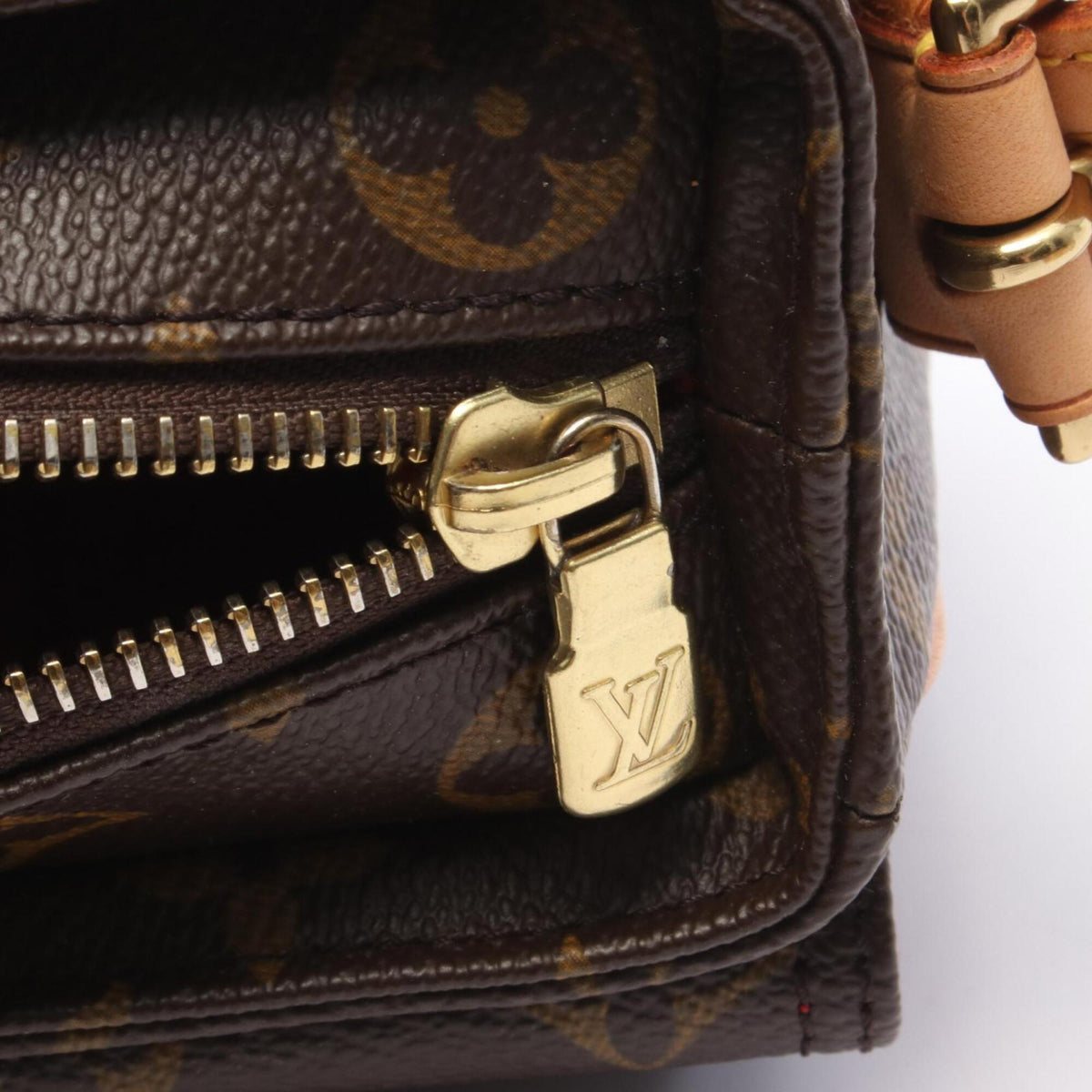 Louis Vuitton Brown Pvc Leather Handbag Shoulder Bag (Pre-Owned)