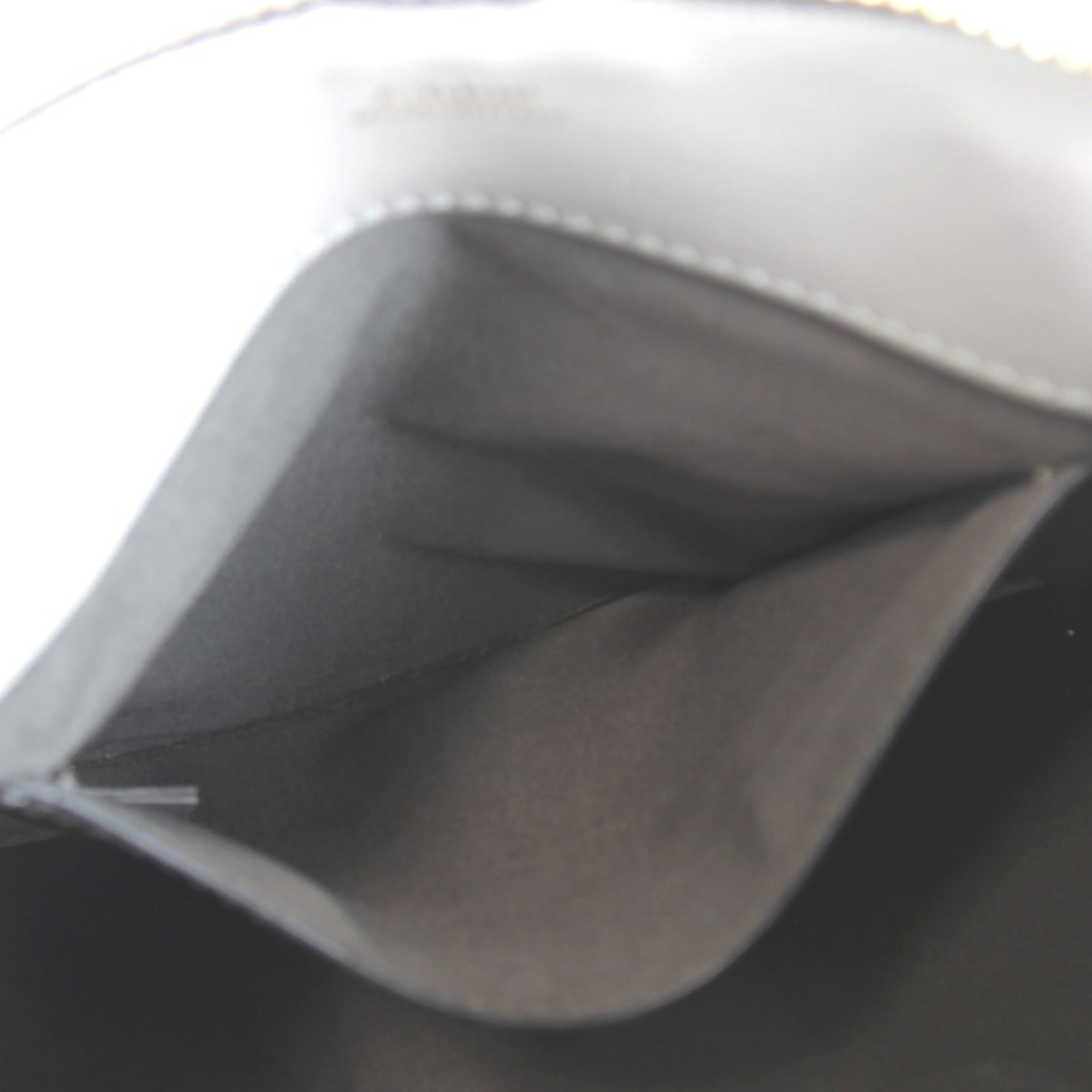 Chloé Gray Leather Handbag (Pre-Owned)