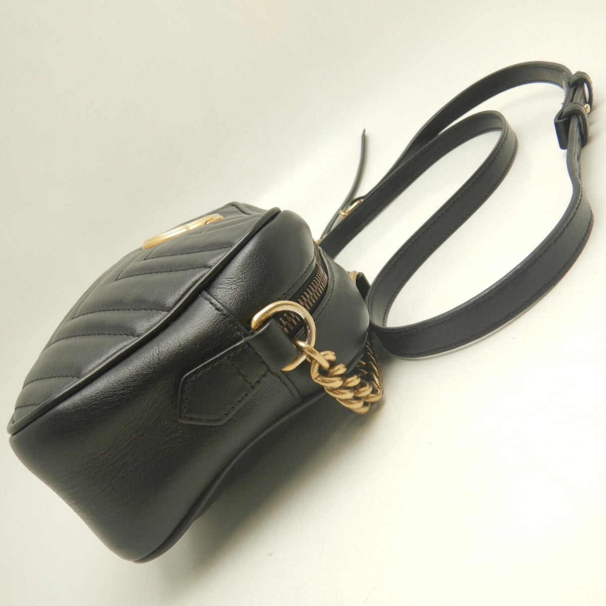 Gucci Black Leather Shoulder Bag (Pre-Owned)