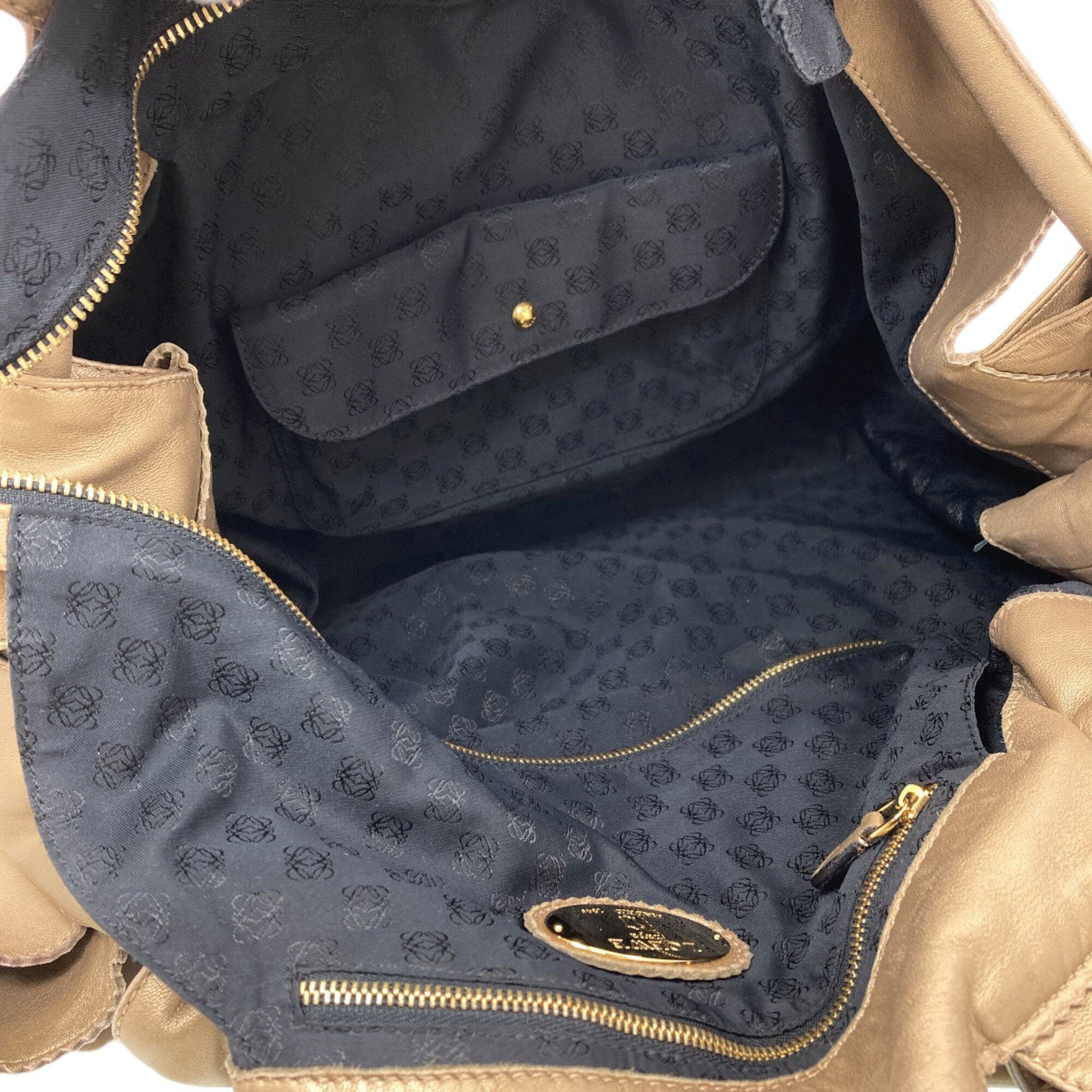 Loewe Gold Leather Handbag (Pre-Owned)