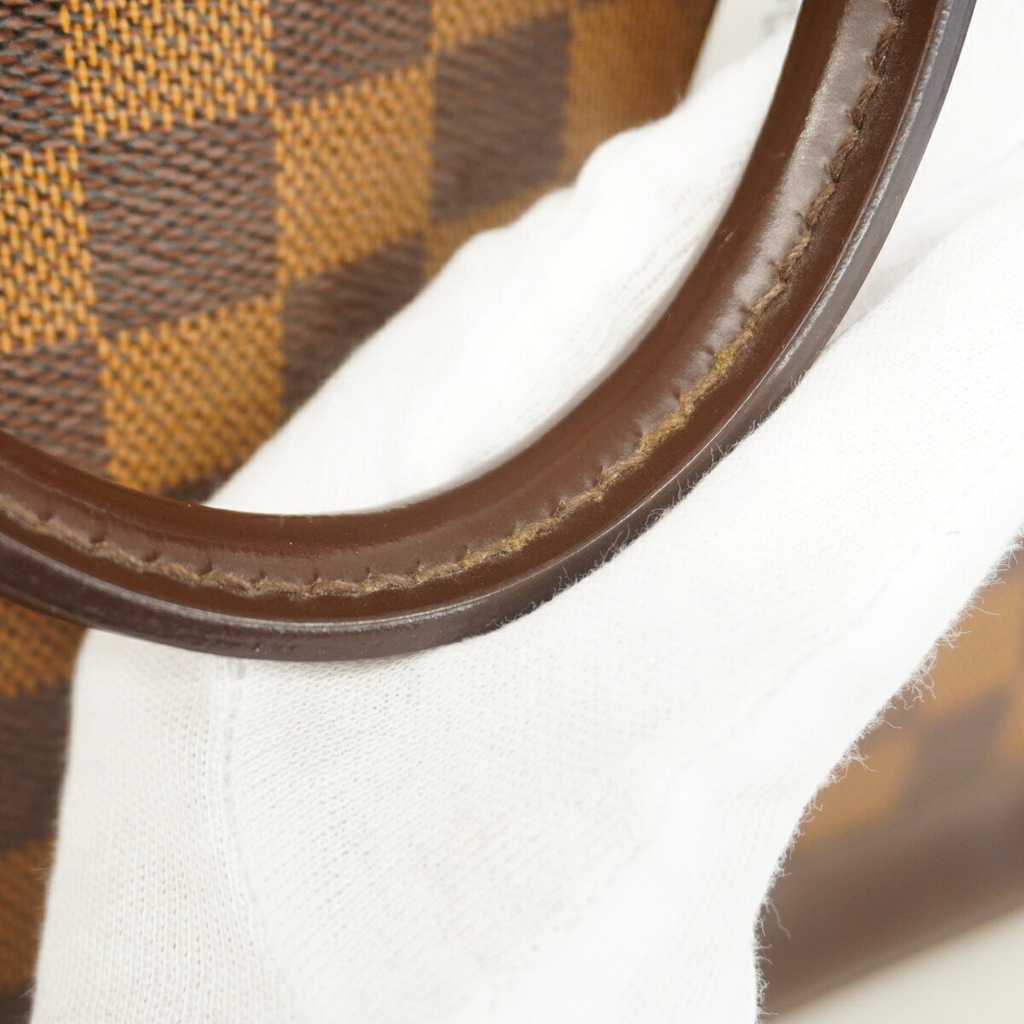Louis Vuitton Ebene Handbag (Pre-Owned)