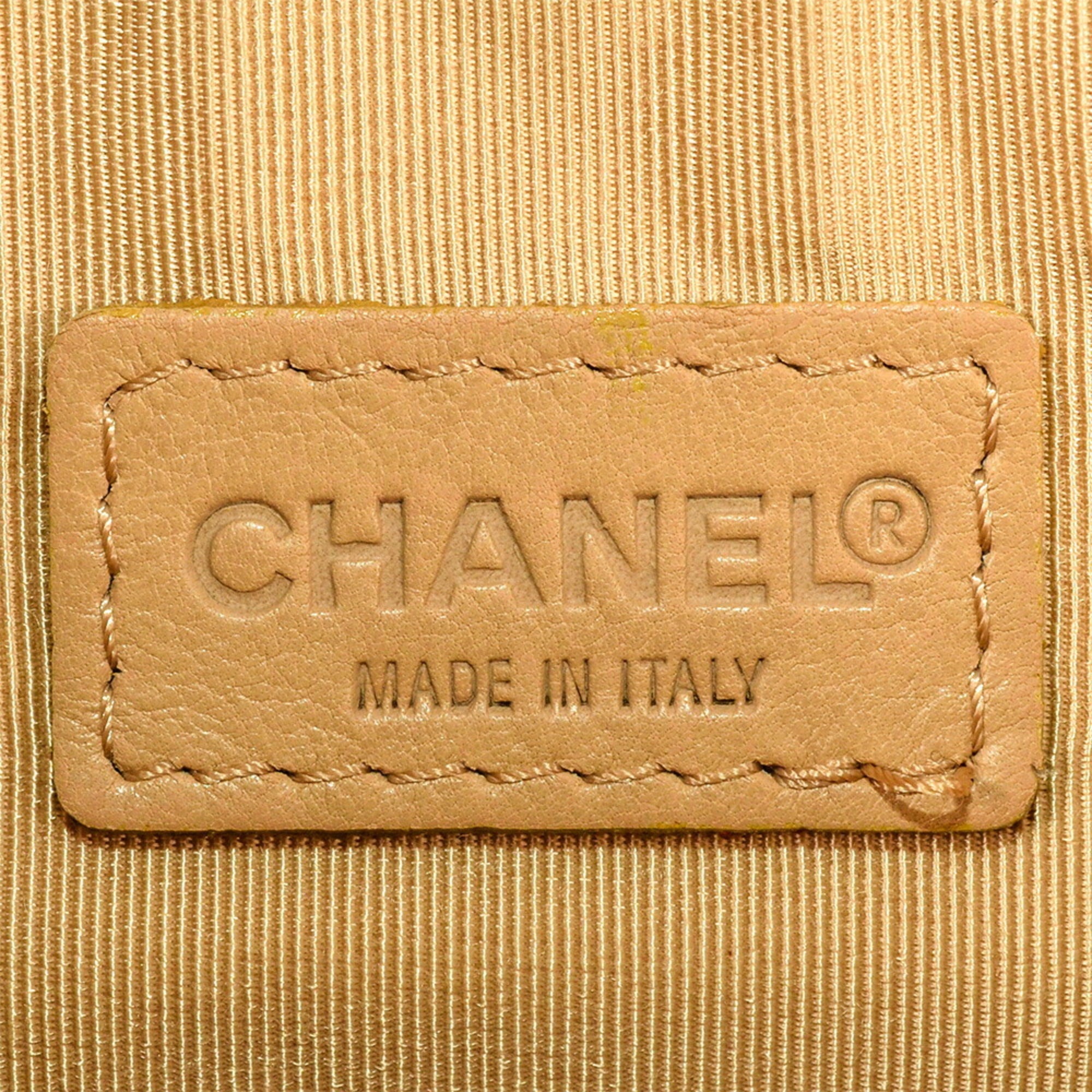 Chanel Wild Stitch Beige Leather Tote Bag (Pre-Owned)