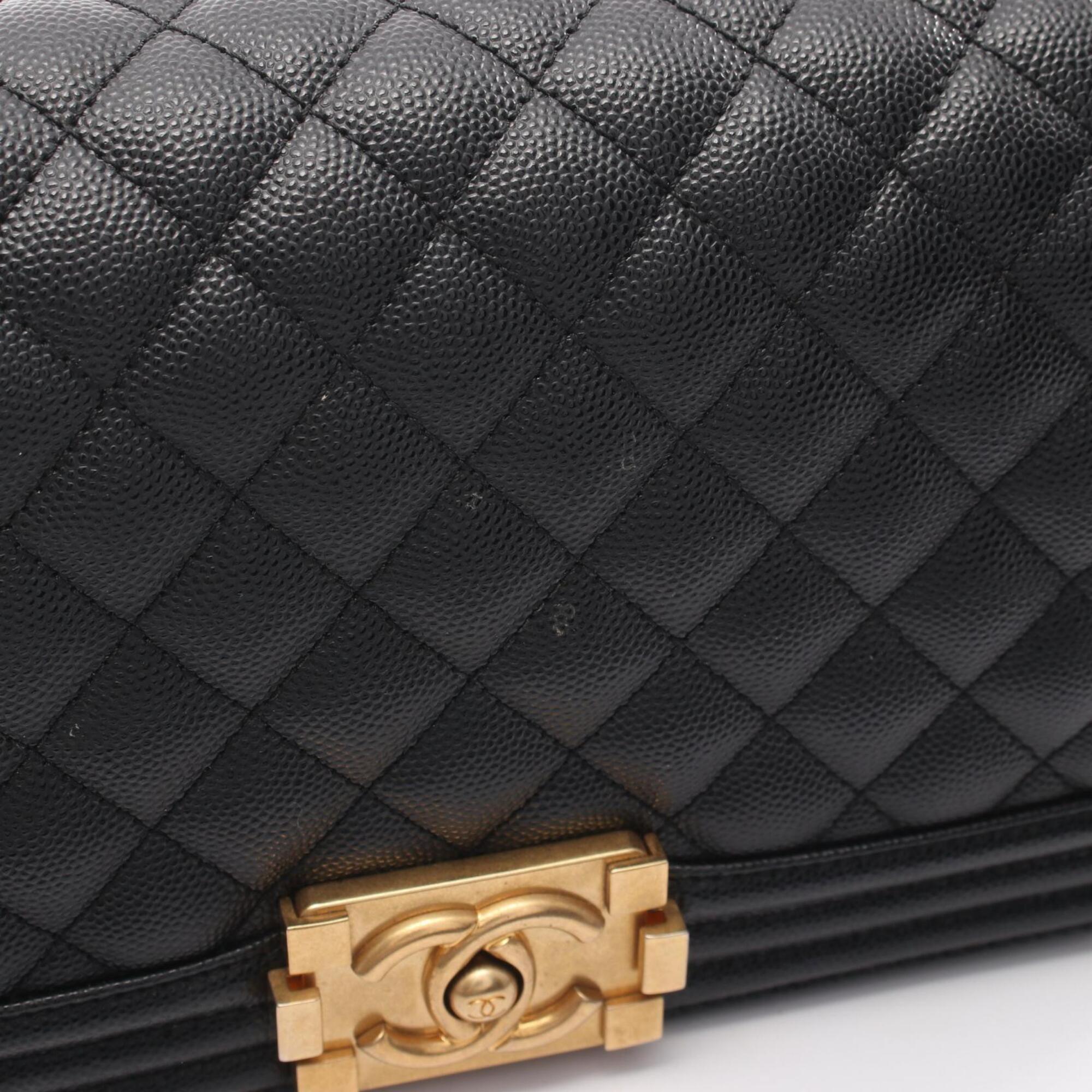 Chanel Black Grained Calfskin Handbag Shoulder Bag (Pre-Owned)