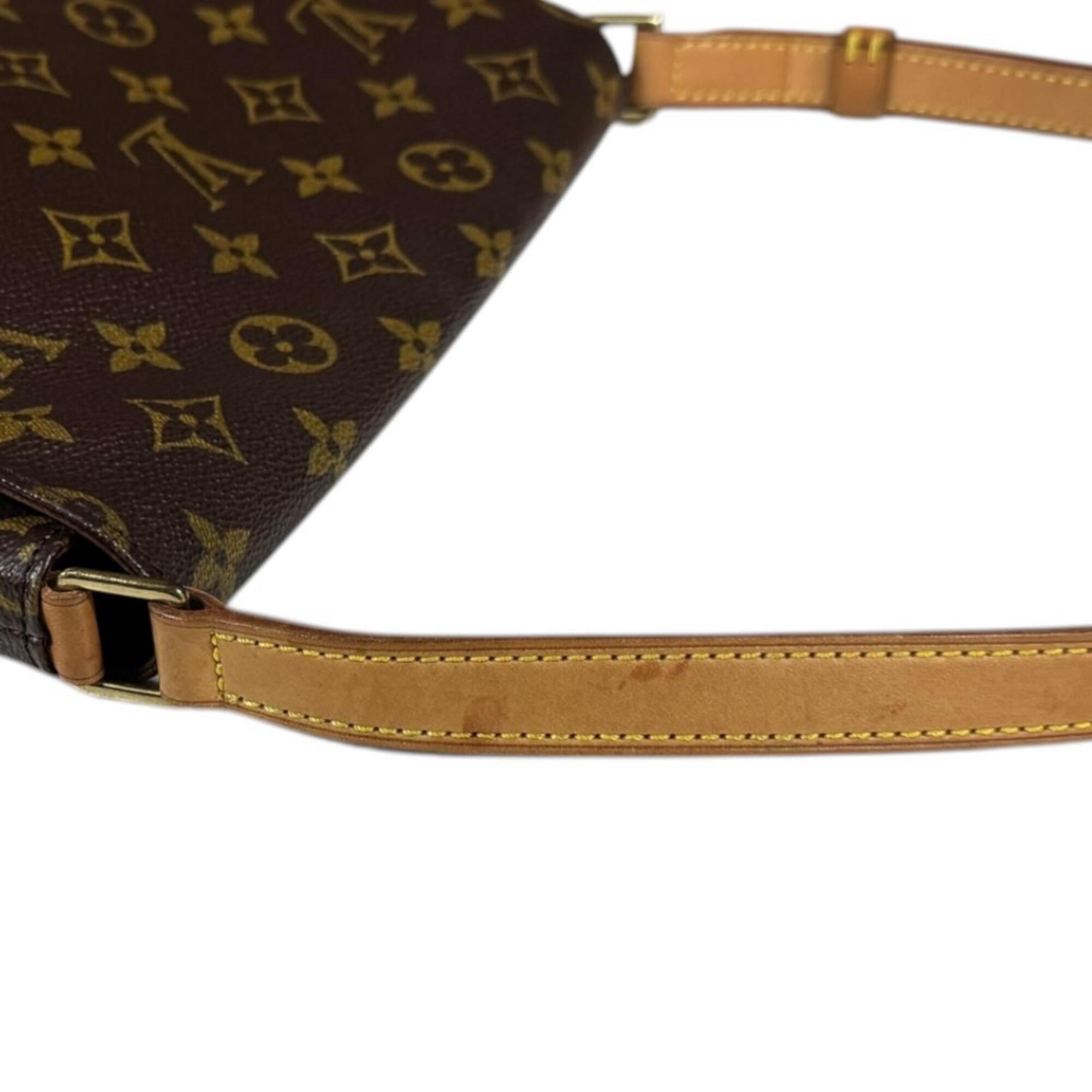 Louis Vuitton Brown Monogram Canvas Shoulder Bag (Pre-Owned)