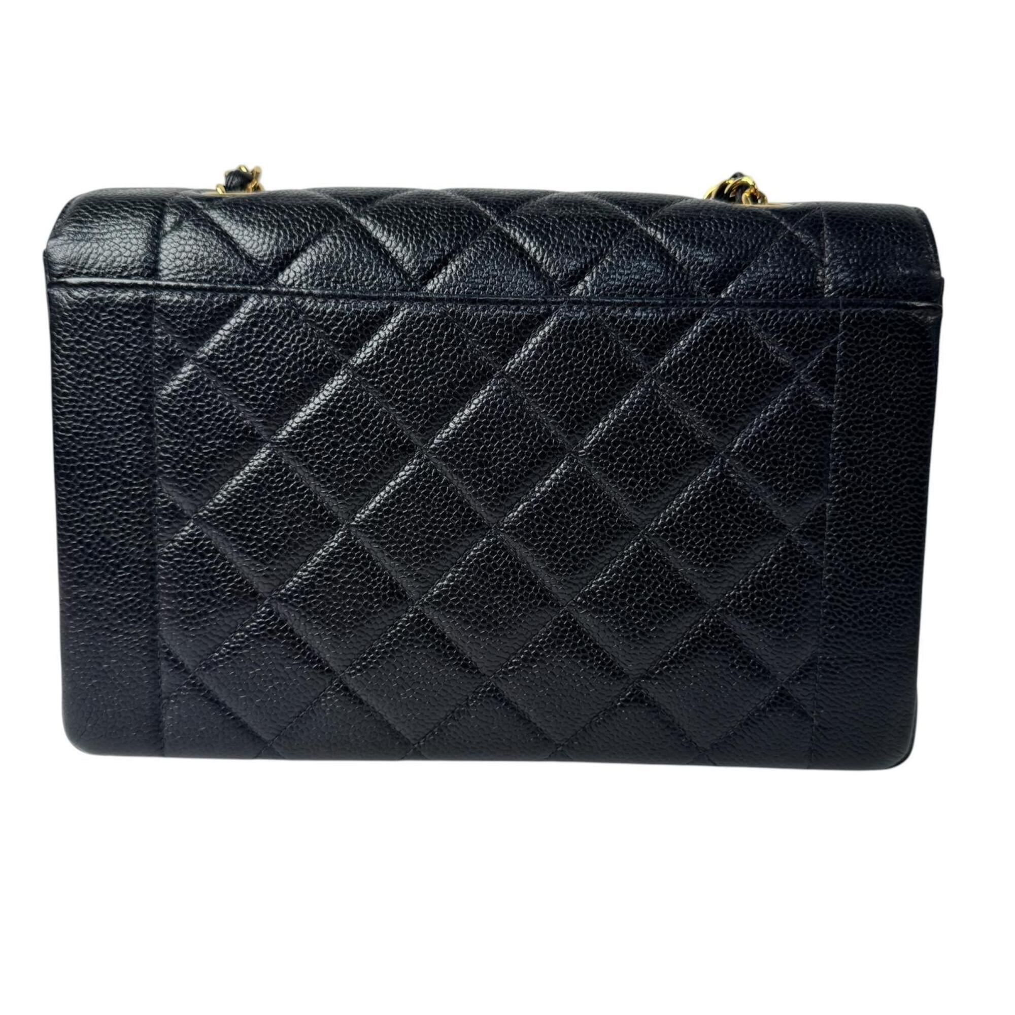 Chanel Black Grained Calfskin Shoulder Bag (Pre-Owned)