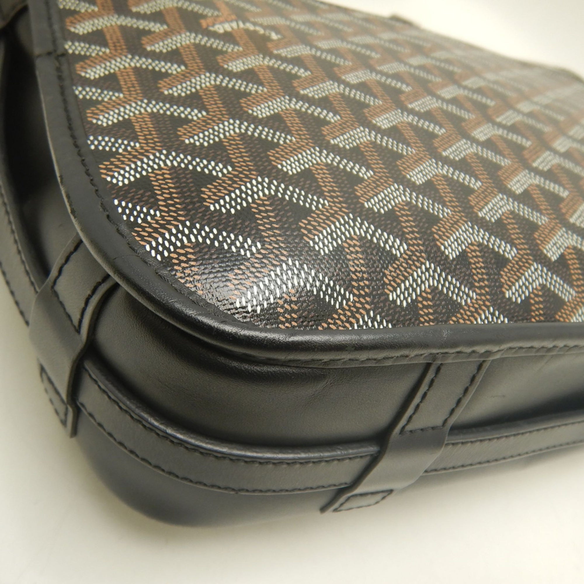 Goyard Black Coated Canvas Shoulder Bag (Pre-Owned)