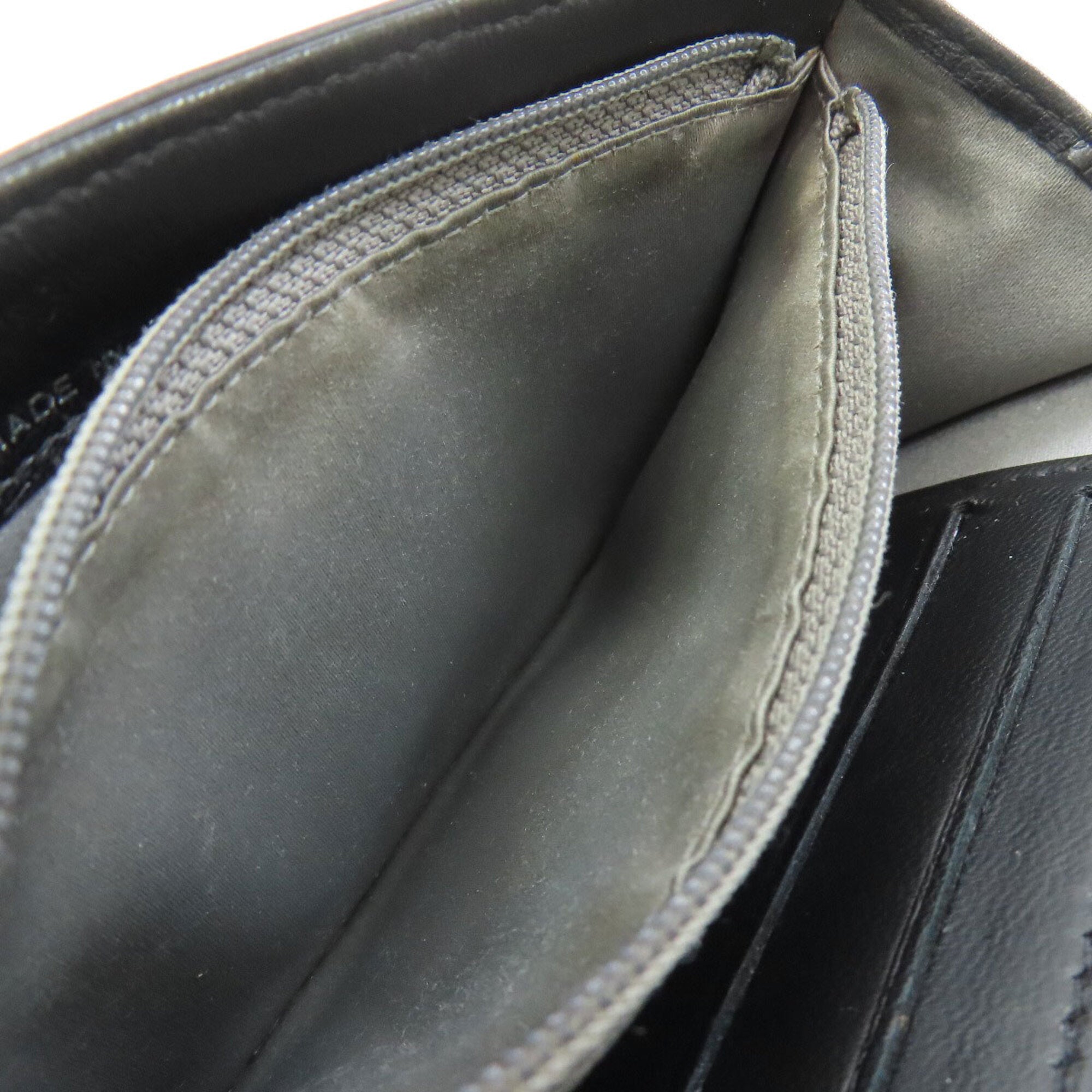 Chanel Black Leather Long Wallet (Bi-Fold) (Pre-Owned)