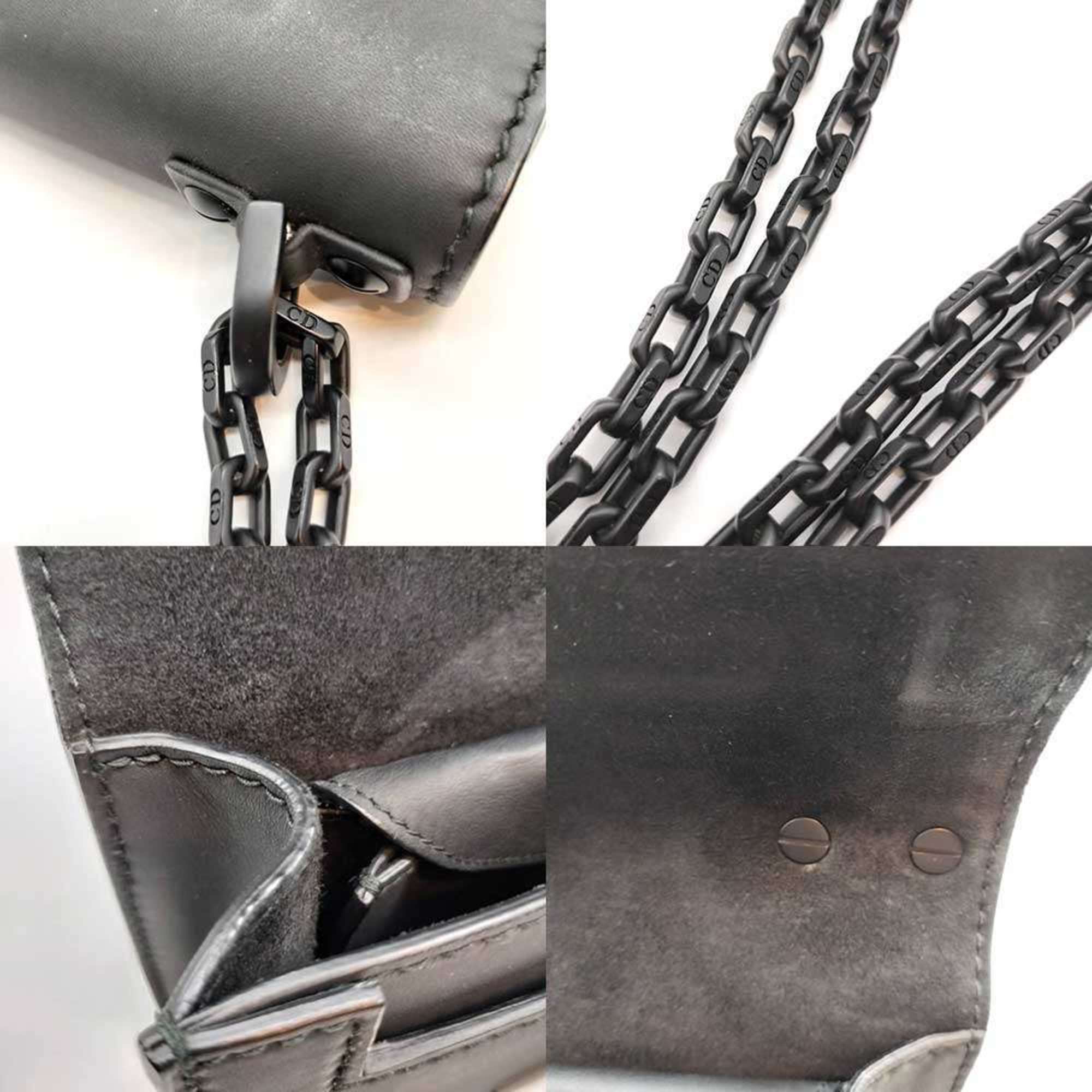 Christian Dior Black Leather Shoulder Bag (Pre-Owned)