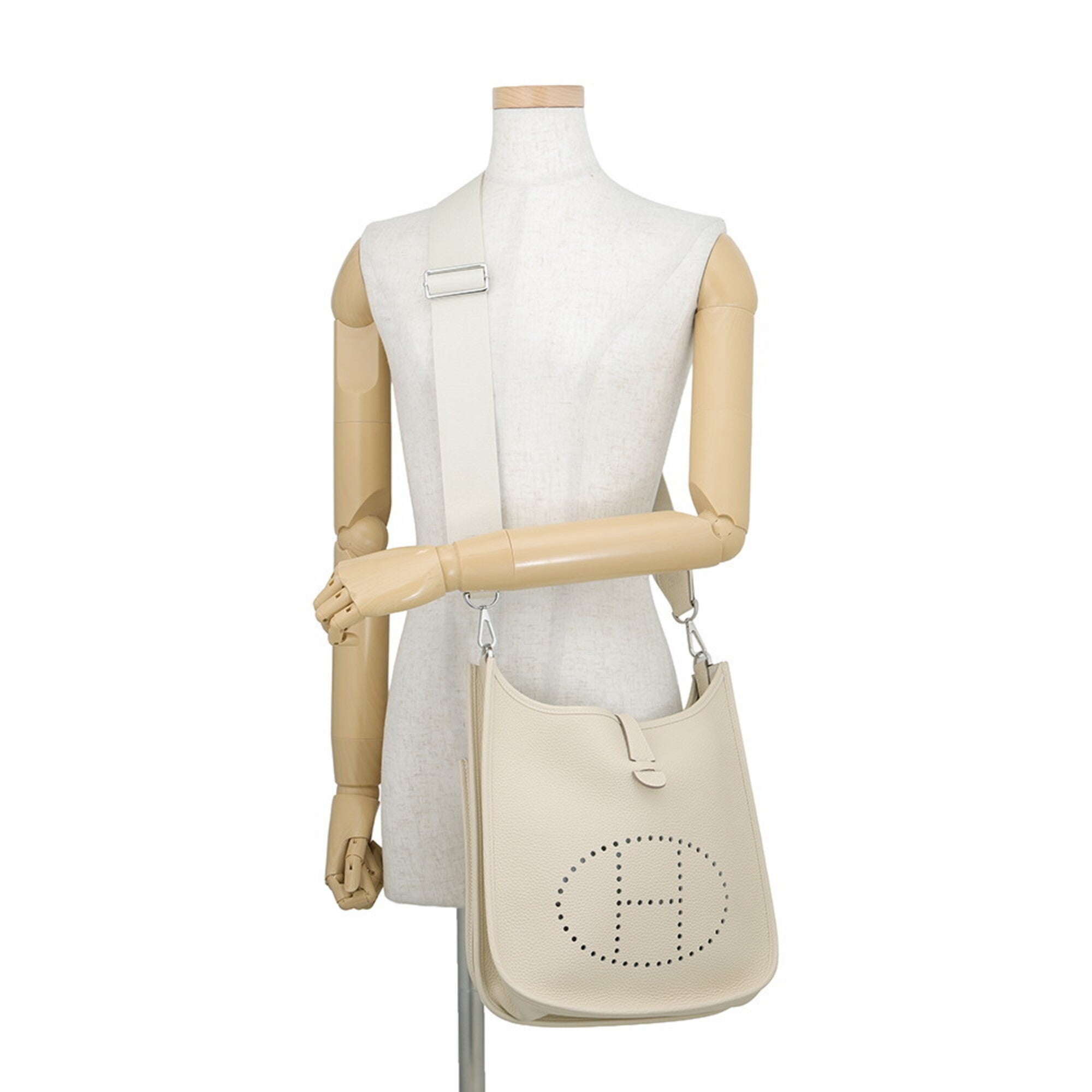 Hermes Ivory Taurillon Clemence Leather Shoulder Bag (Pre-Owned)